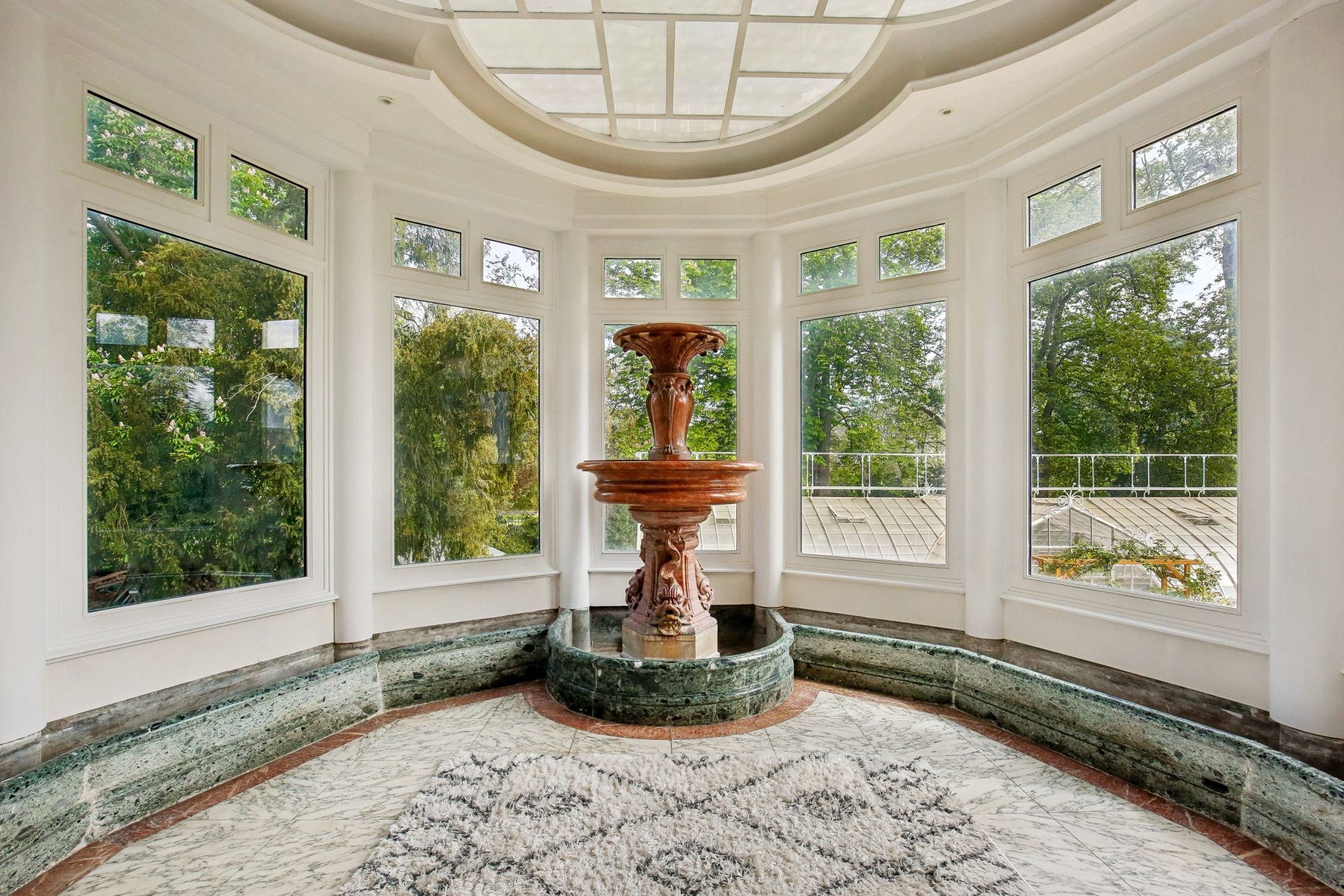 château 18 Pièces en vente sur LE VESINET (78110)