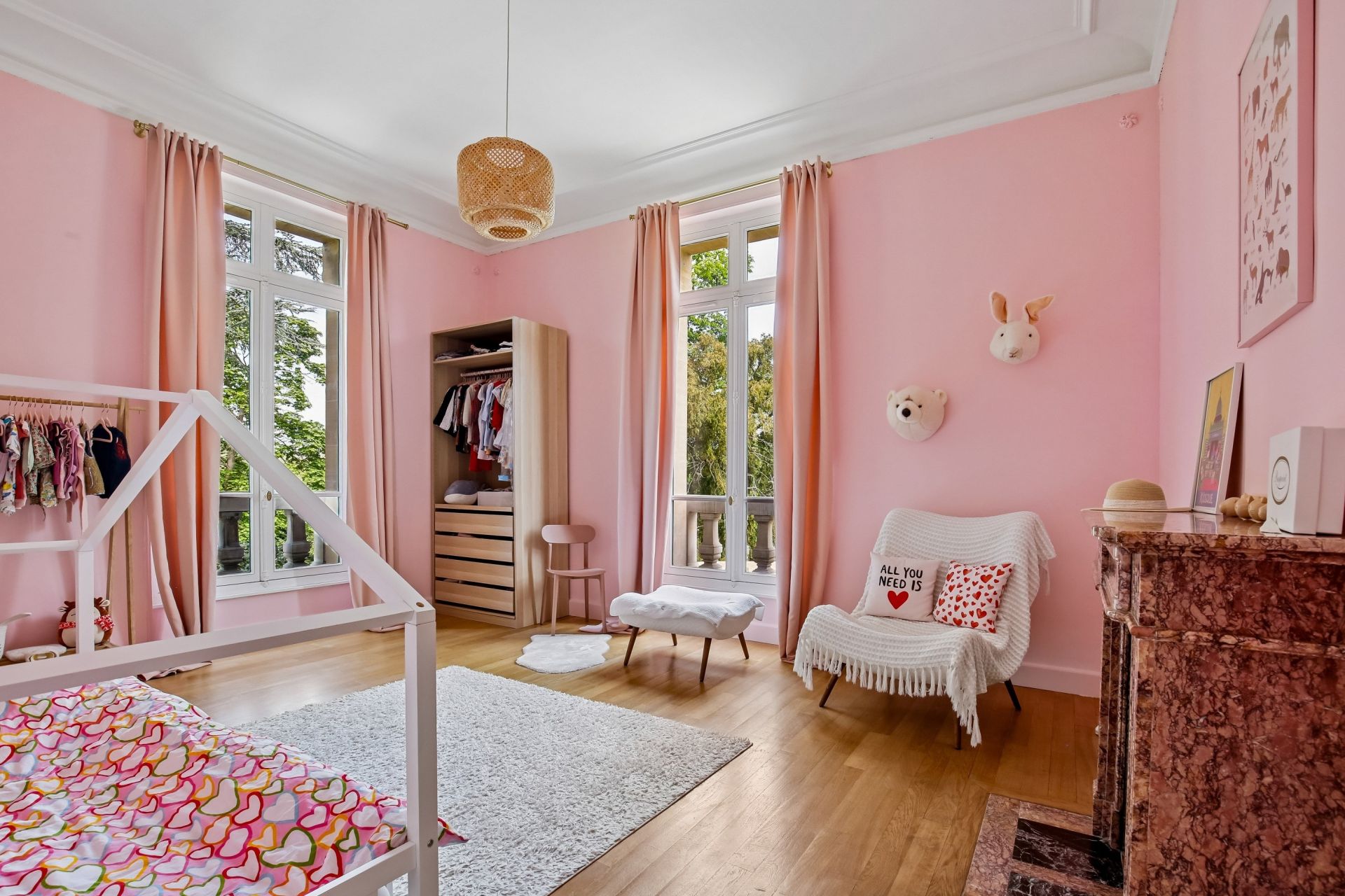 château 18 Pièces en vente sur LE VESINET (78110)