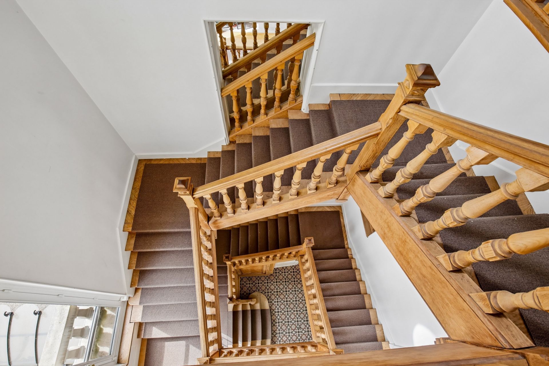 château 18 Pièces en vente sur LE VESINET (78110)