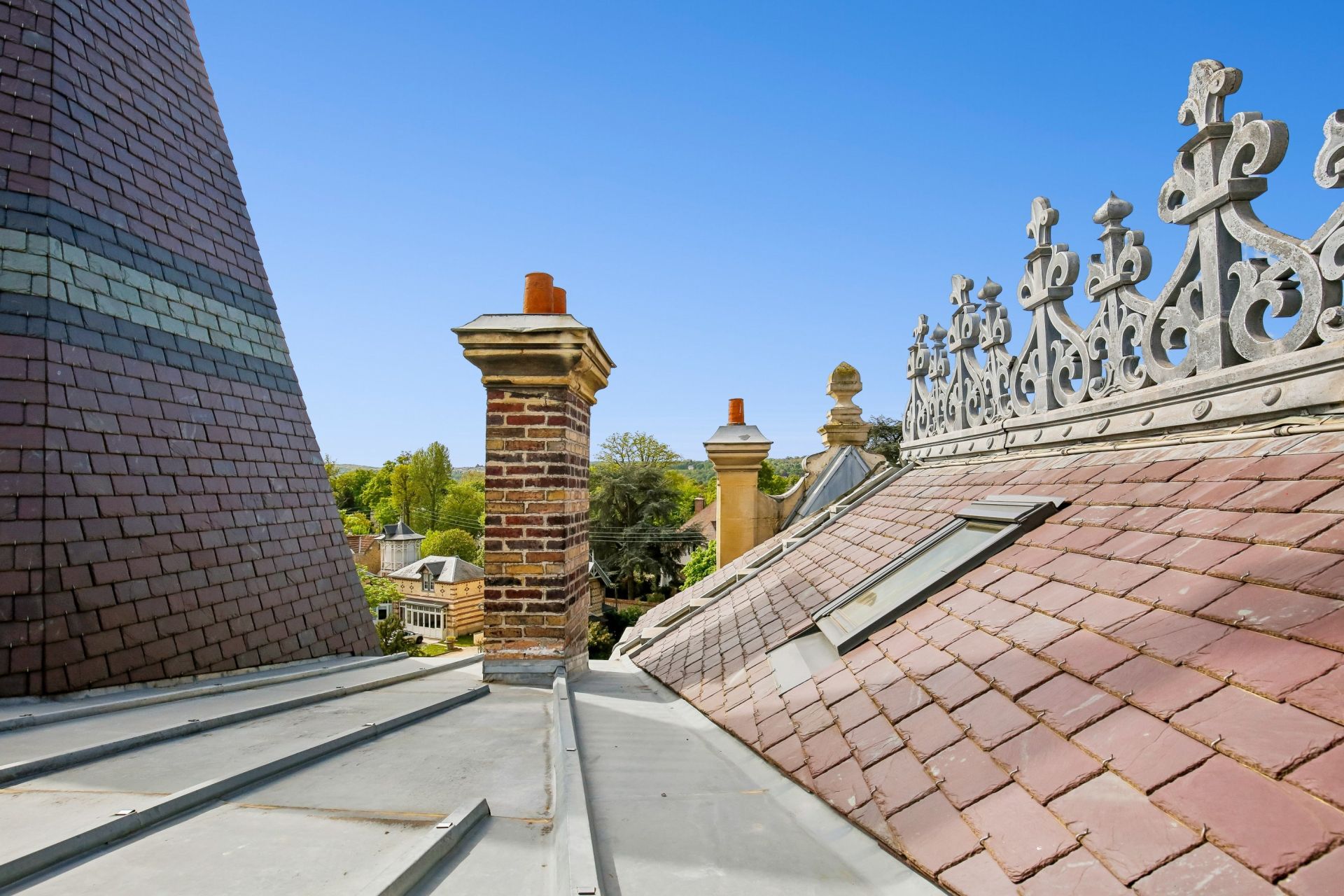 château 18 Pièces en vente sur LE VESINET (78110)