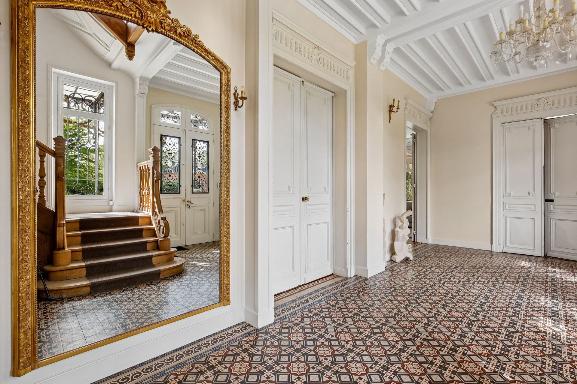 château 18 Pièces en vente sur LE VESINET (78110)