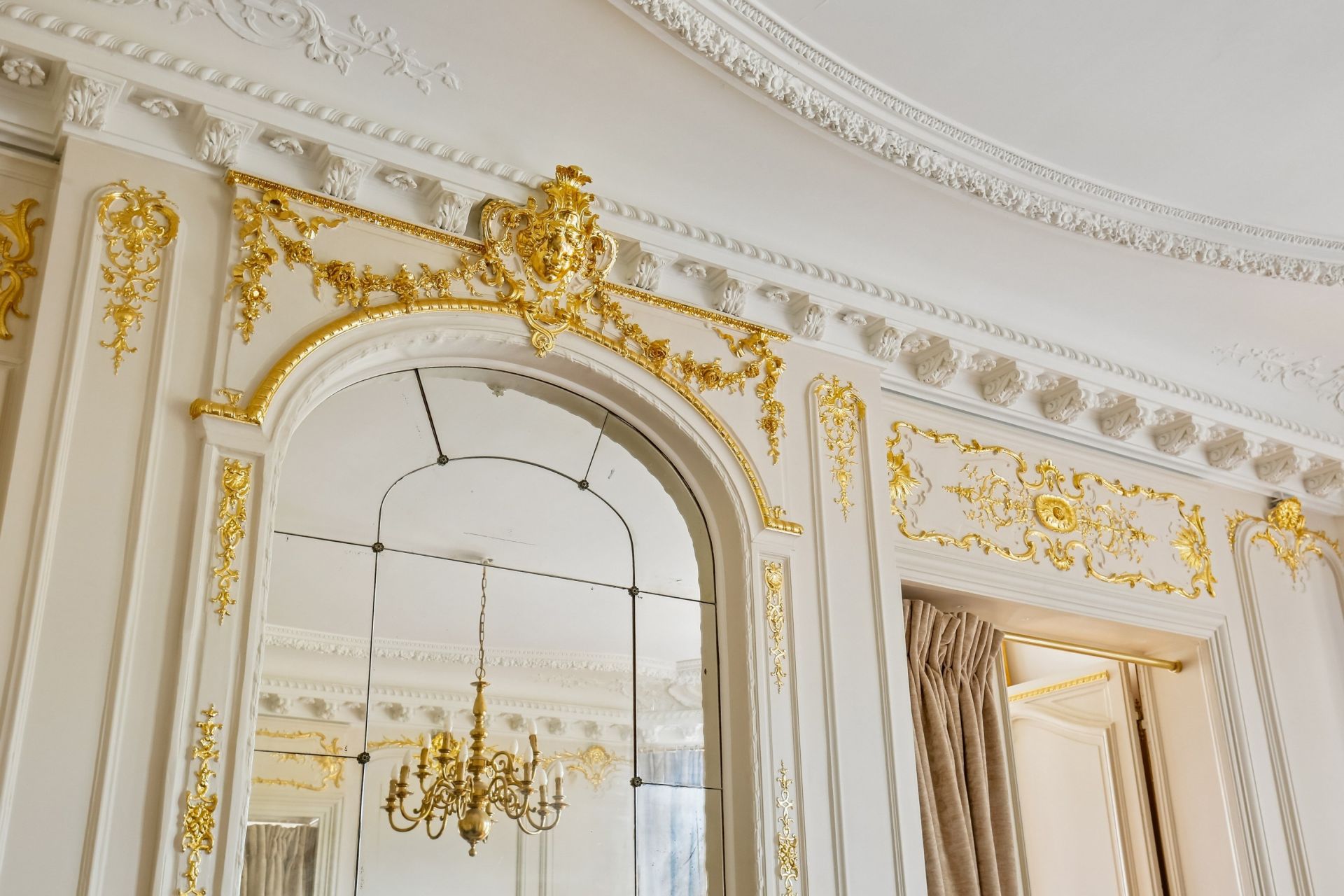château 18 Pièces en vente sur LE VESINET (78110)