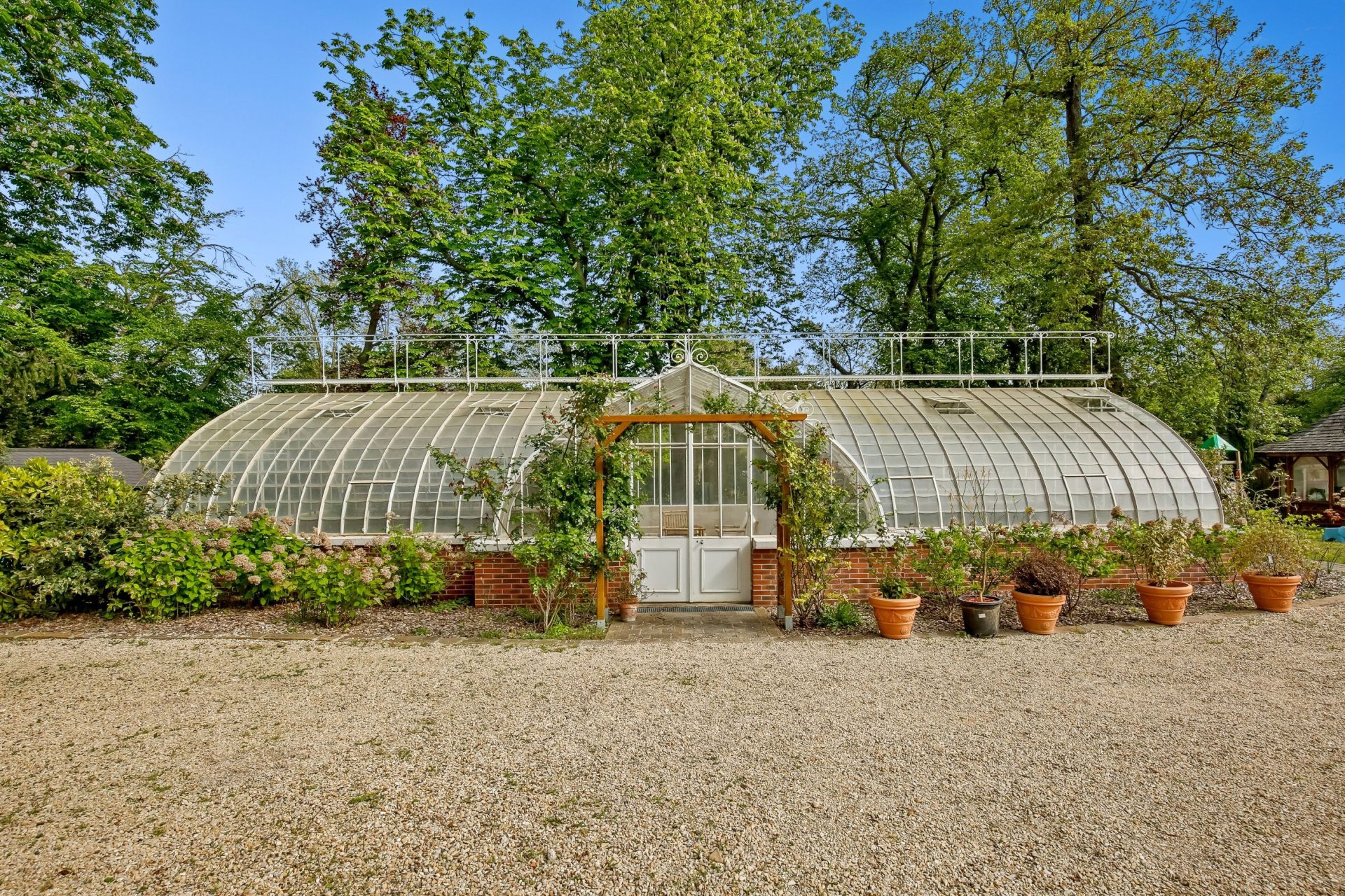 château 18 Pièces en vente sur LE VESINET (78110)