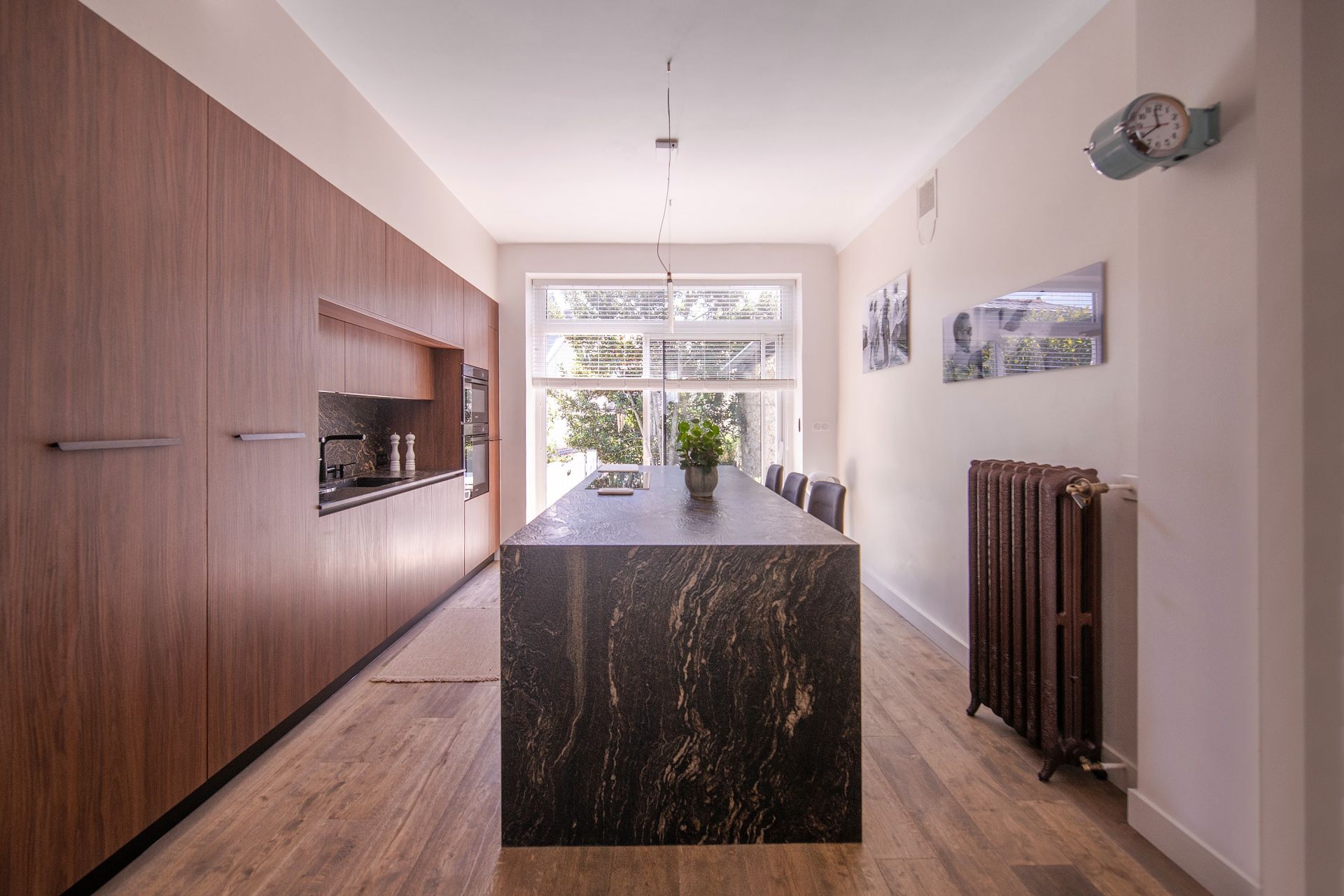 luxury house 8 Rooms for sale on NANTES (44100)