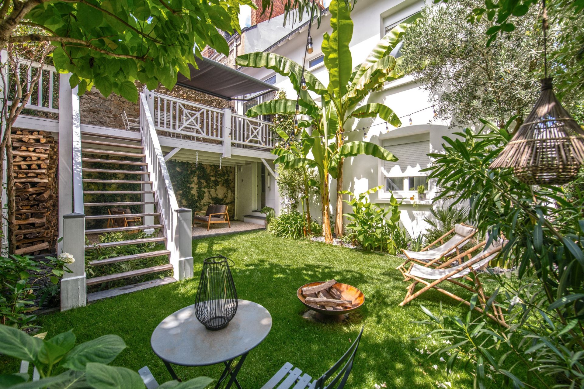 luxury house 8 Rooms for sale on NANTES (44100)
