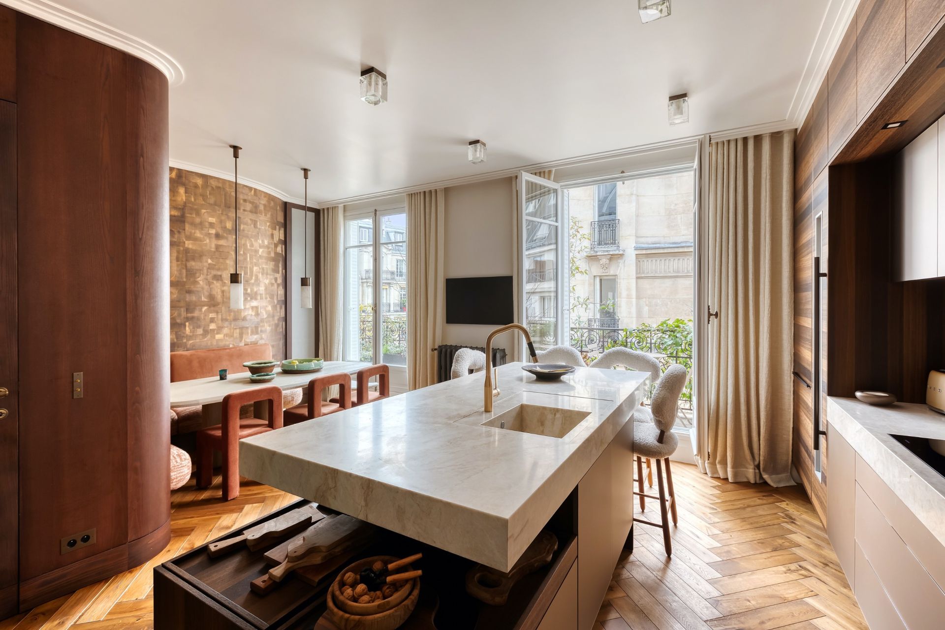luxury apartment 5 Rooms for sale on PARIS (75006)