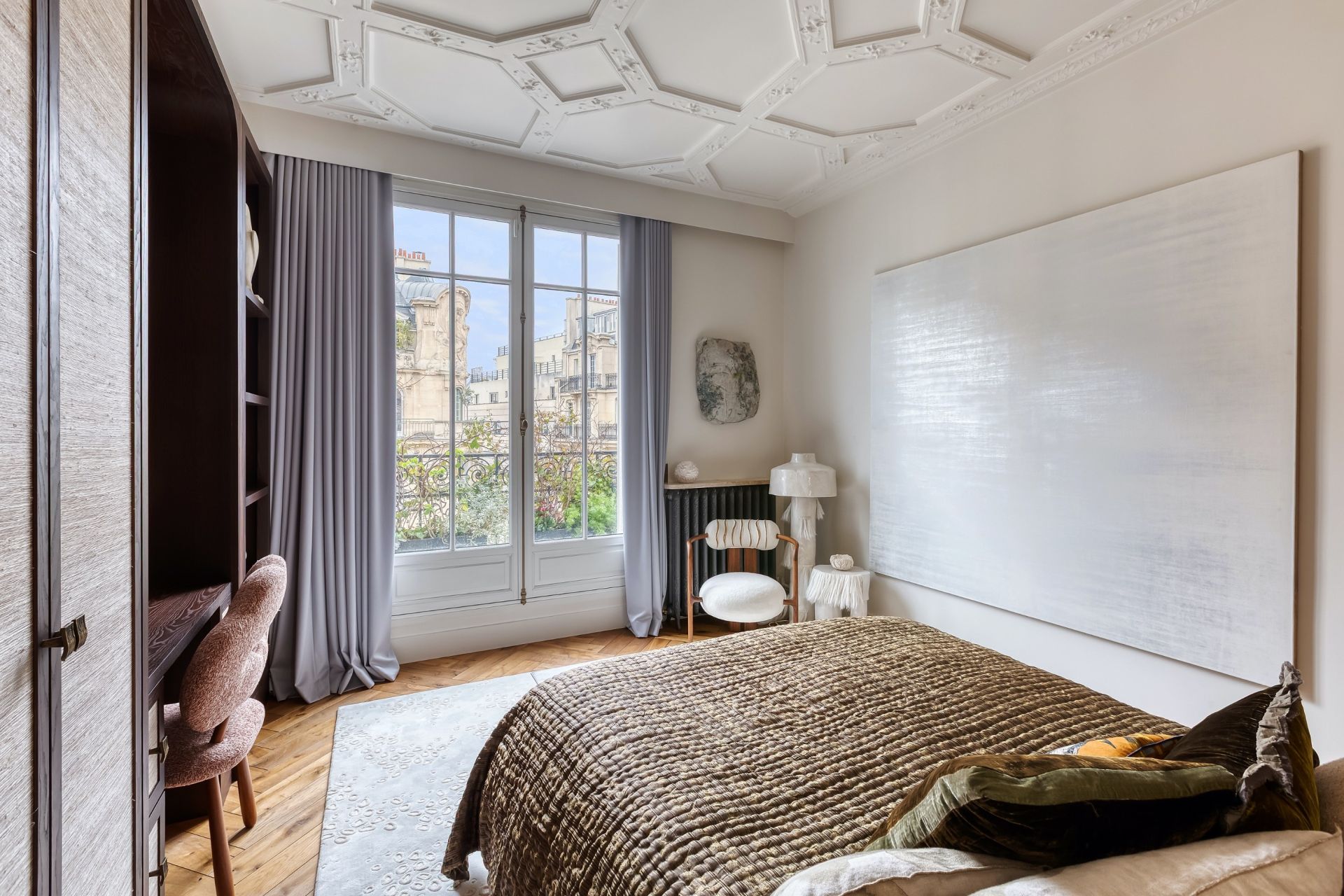 luxury apartment 5 Rooms for sale on PARIS (75006)