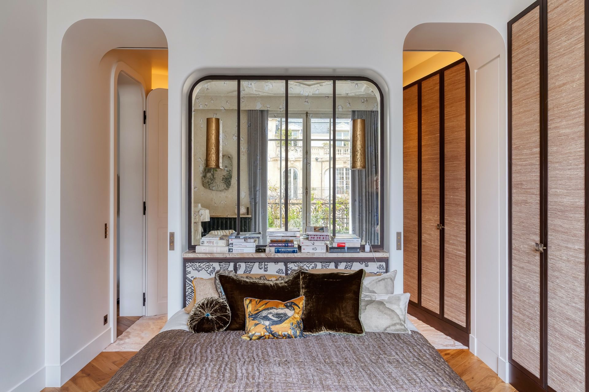 luxury apartment 5 Rooms for sale on PARIS (75006)