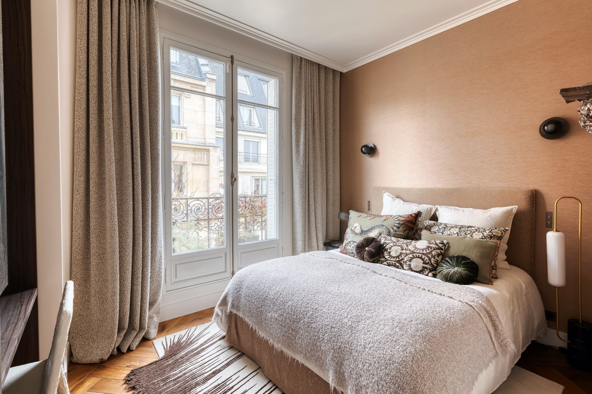 luxury apartment 5 Rooms for sale on PARIS (75006)