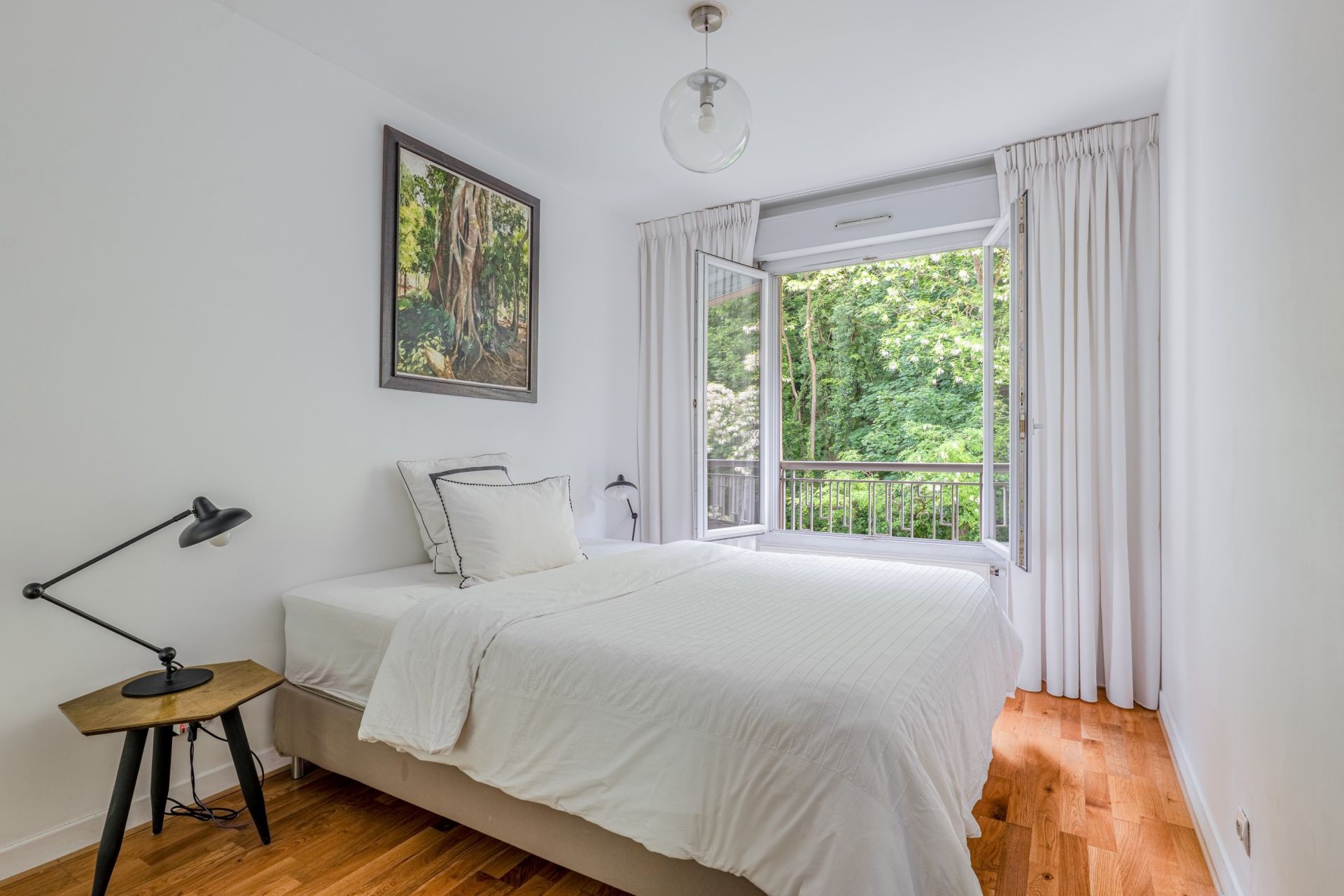 luxury apartment 3 Rooms for sale on LYON (69004)