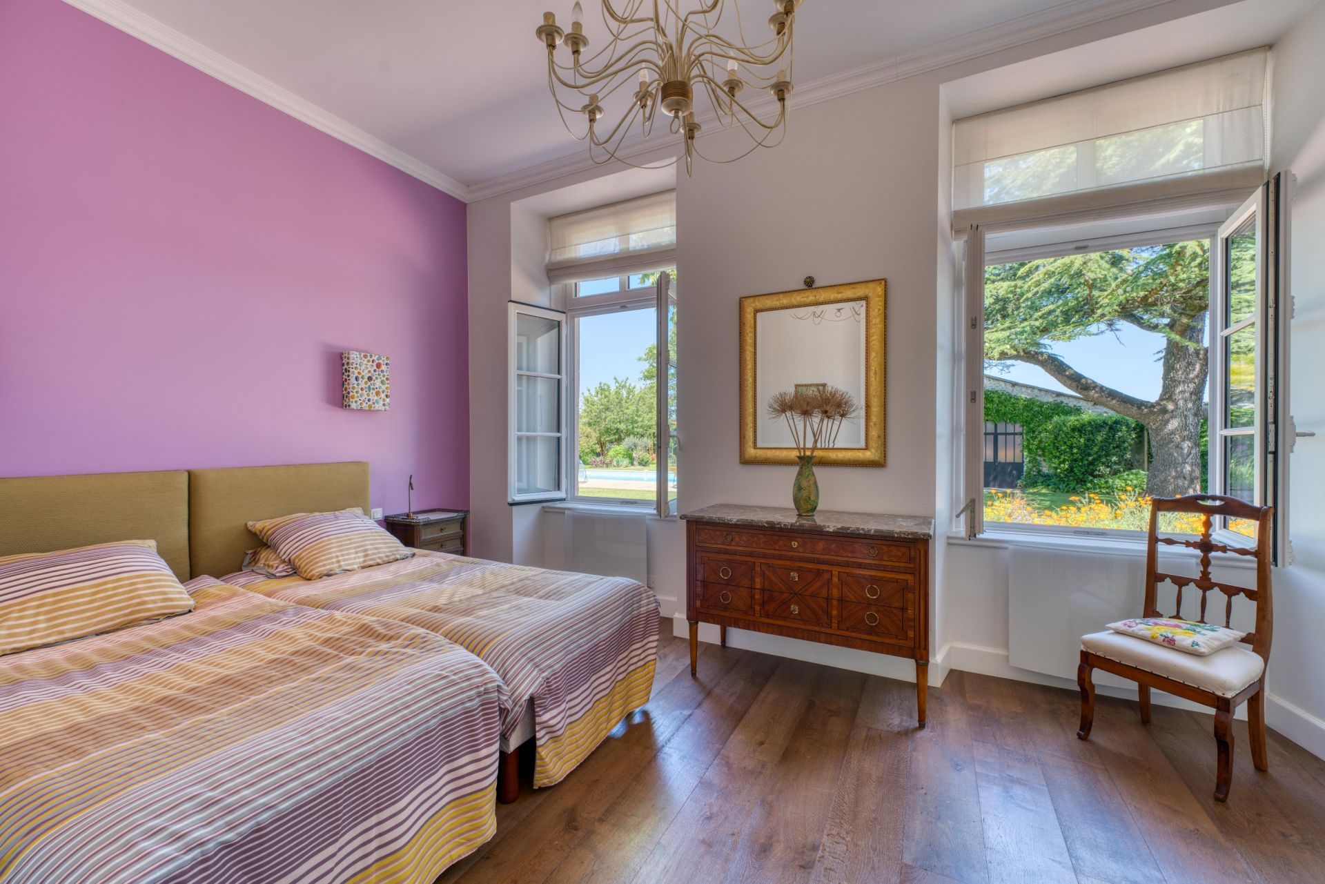 maison de luxe 9 Pièces en vente sur DOMPIERRE SUR MER (17139)