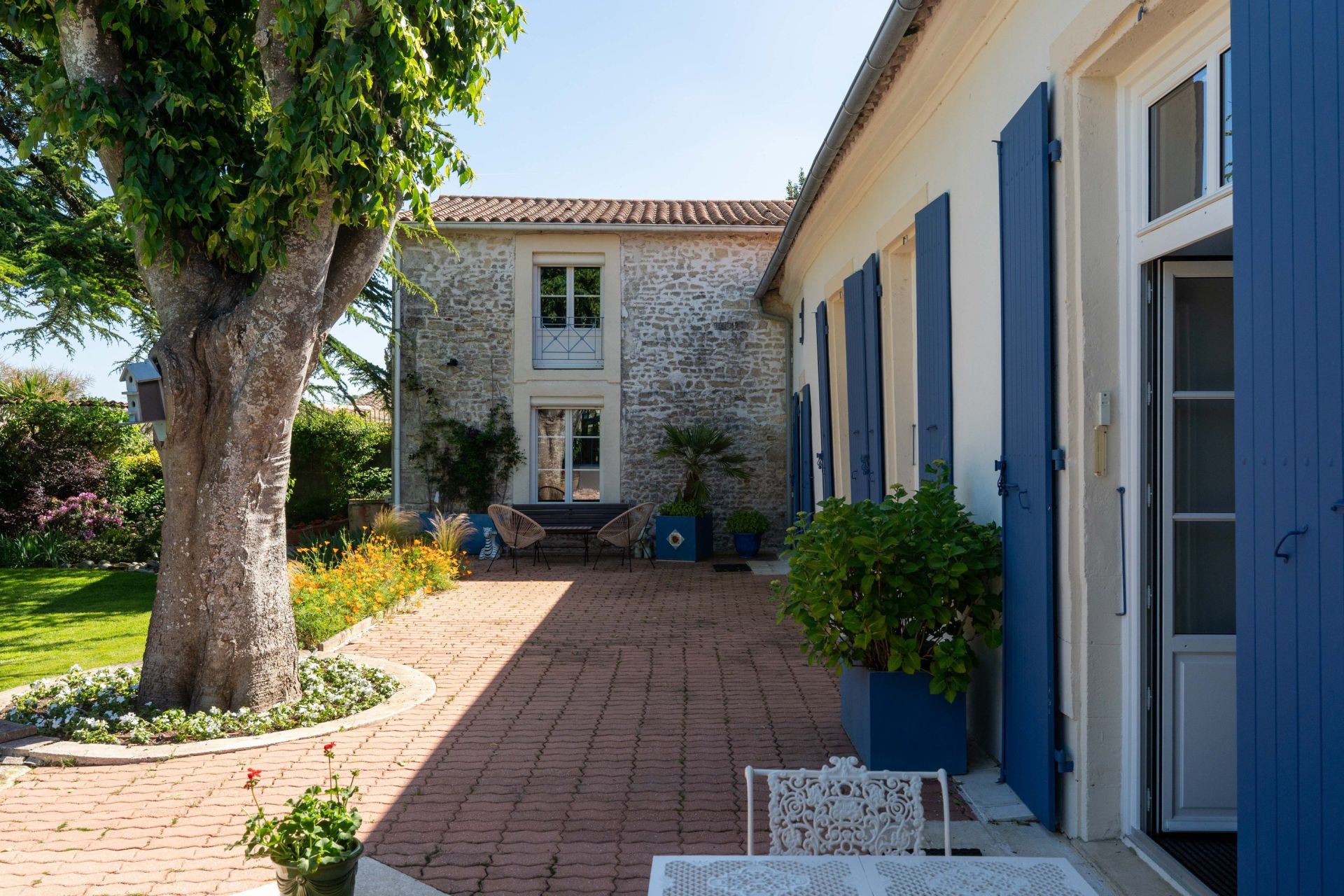 maison de luxe 9 Pièces en vente sur DOMPIERRE SUR MER (17139)