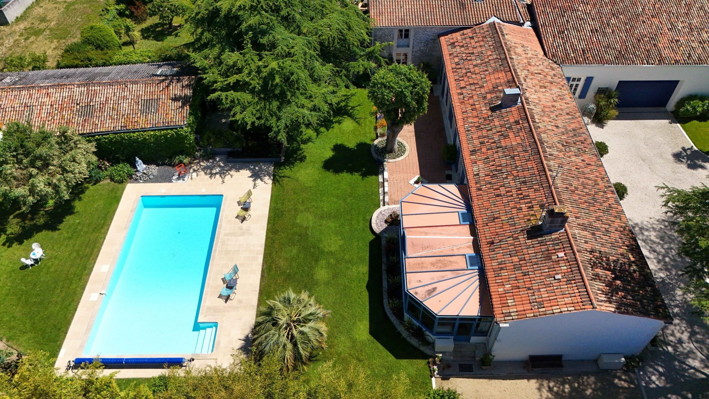maison de luxe 9 Pièces en vente sur DOMPIERRE SUR MER (17139)