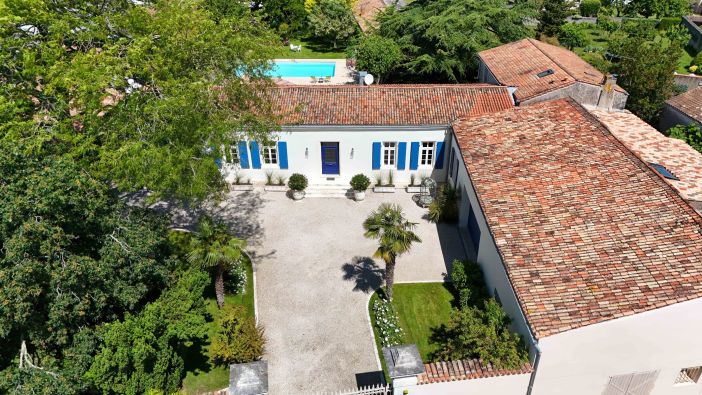 Sale Luxury house Dompierre-sur-Mer 9&nbsp;Rooms 310&nbsp;m²