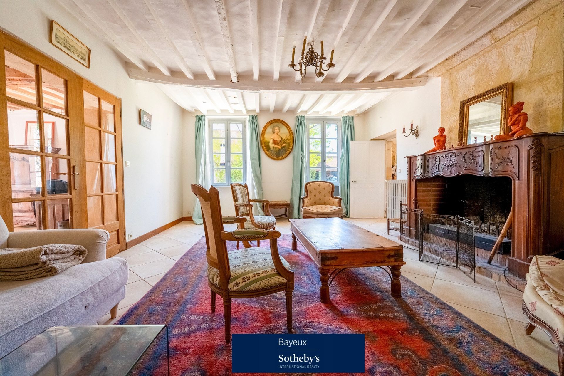 luxury long house 9 Rooms for sale on ROTS (14740)