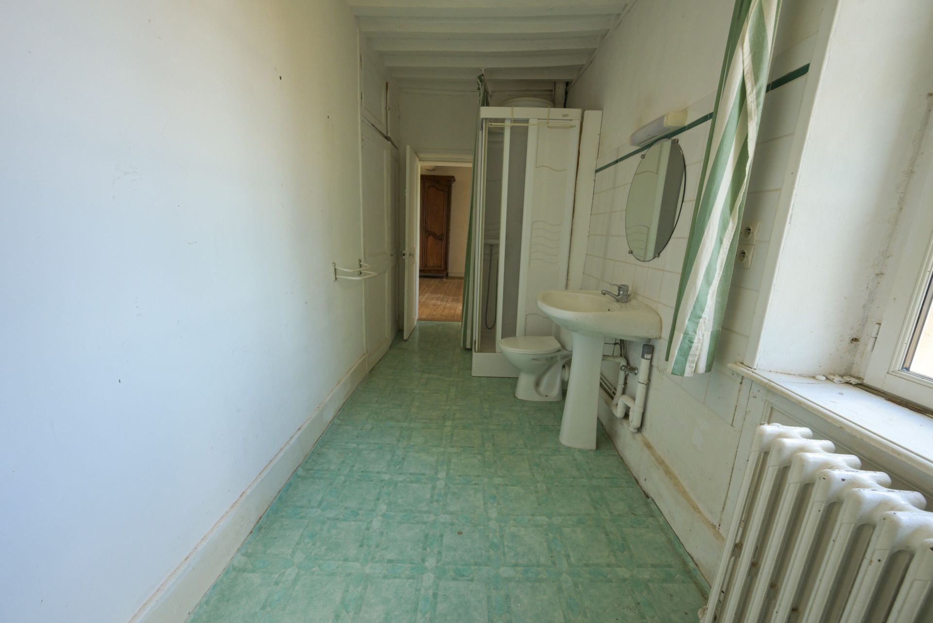 luxury long house 9 Rooms for sale on ROTS (14740)