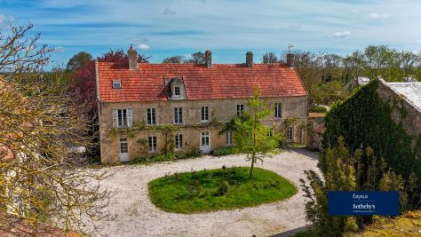 Sale Luxury long house Rots 9&nbsp;Rooms 270&nbsp;m²