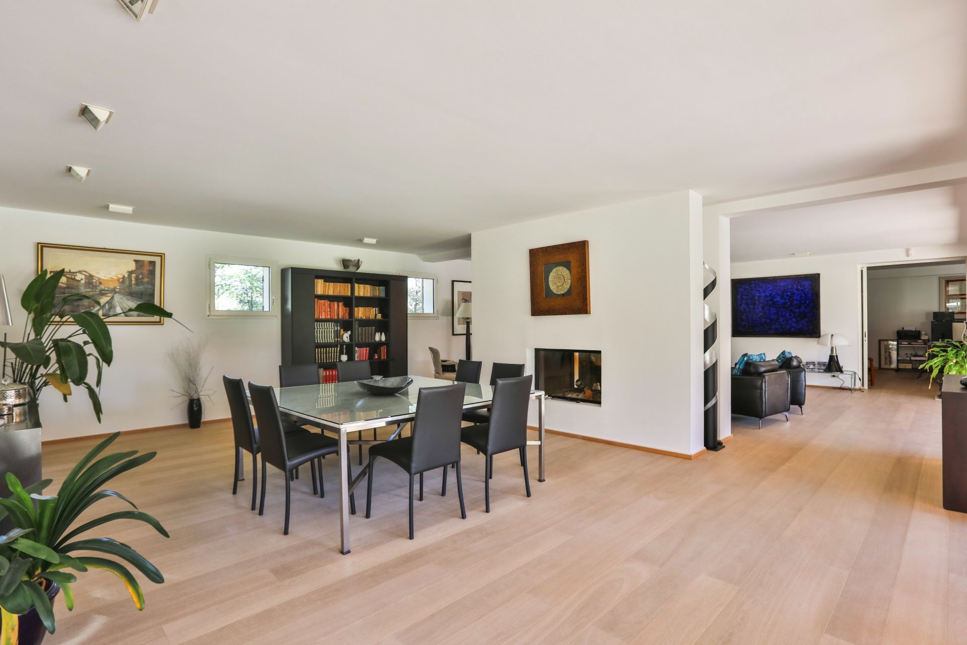 luxury house 10 Rooms for sale on ROUSSILLON (84220)