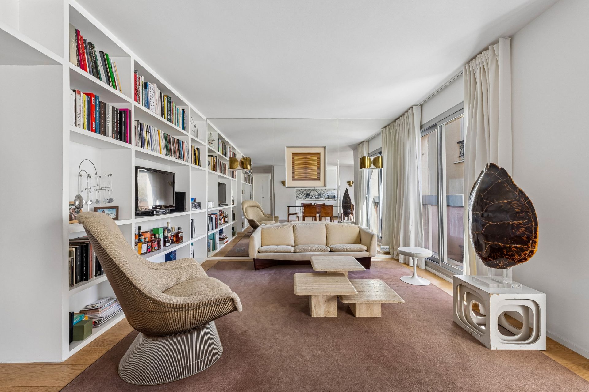 luxury apartment 5 Rooms for sale on PARIS (75018)
