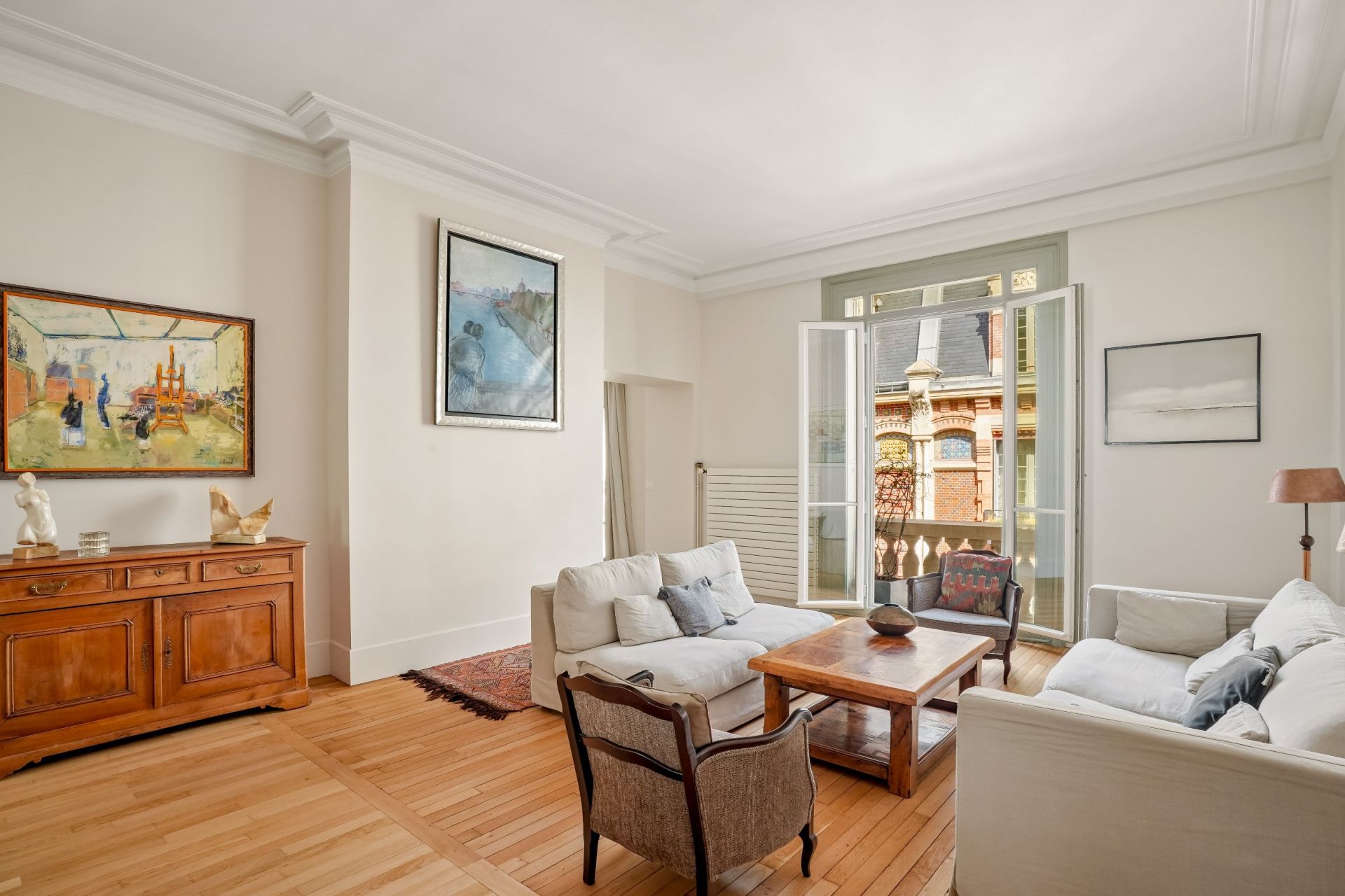 luxury apartment 10 Rooms for sale on PARIS (75017)