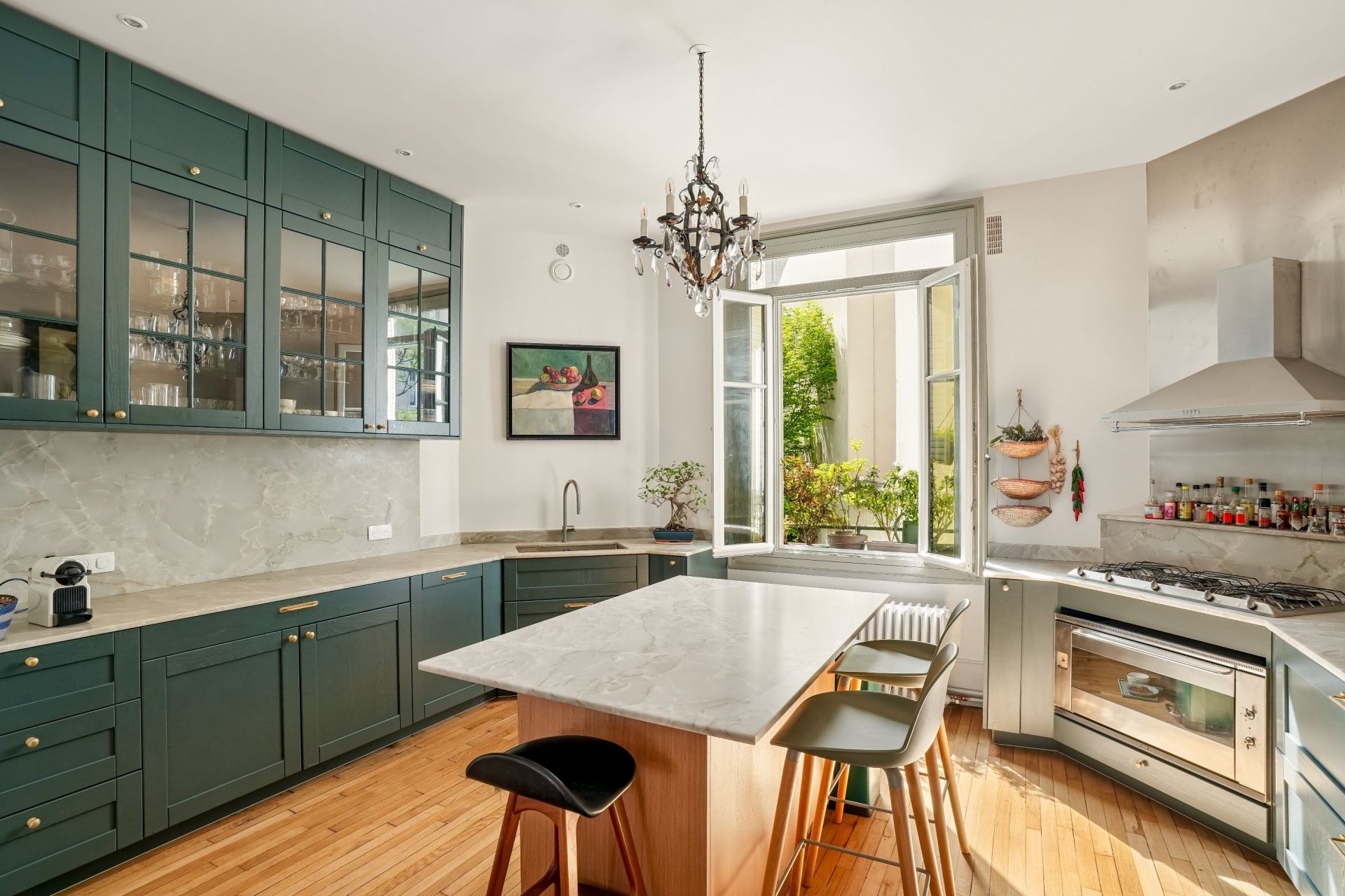 luxury apartment 10 Rooms for sale on PARIS (75017)
