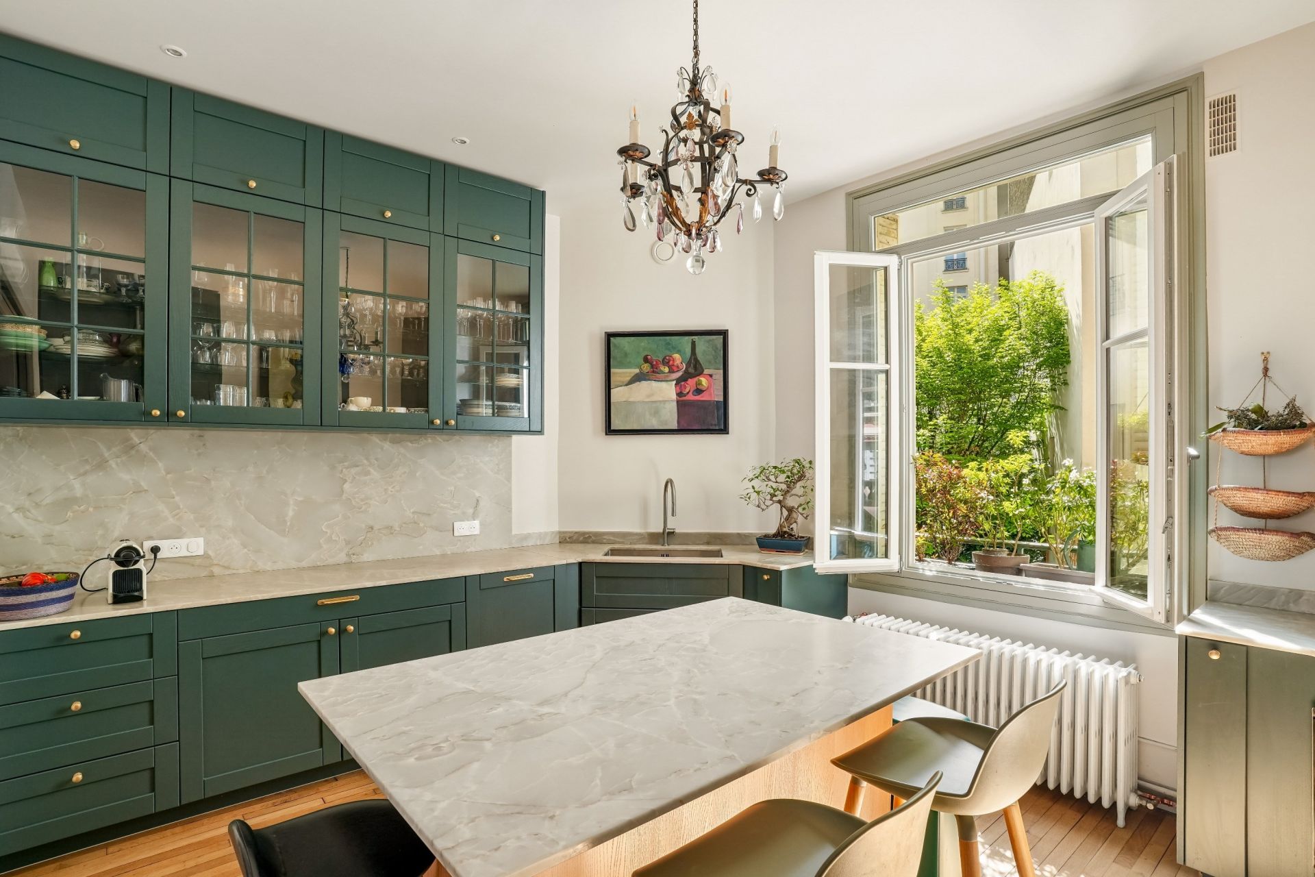 luxury apartment 10 Rooms for sale on PARIS (75017)