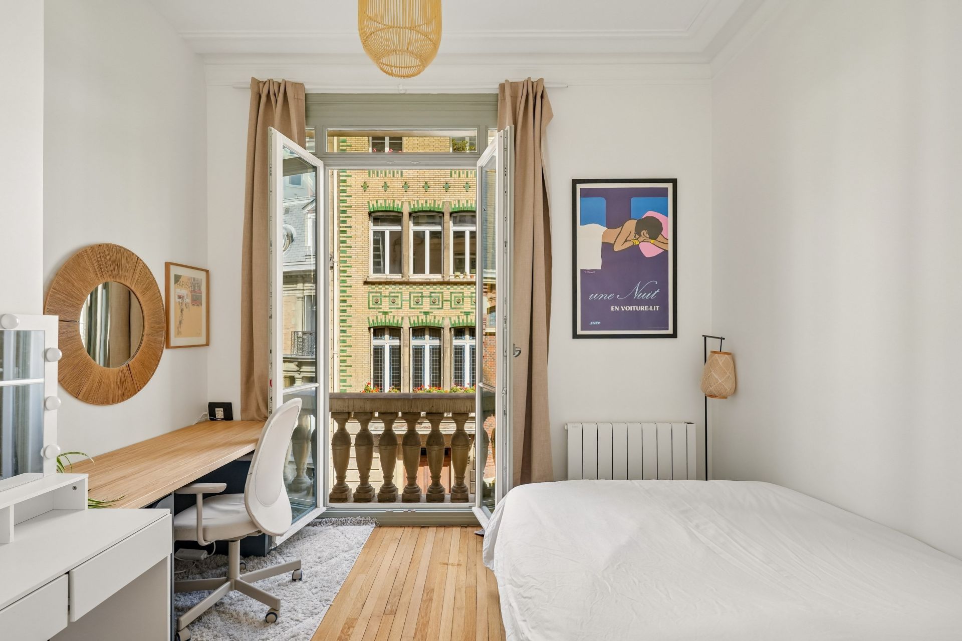 luxury apartment 10 Rooms for sale on PARIS (75017)