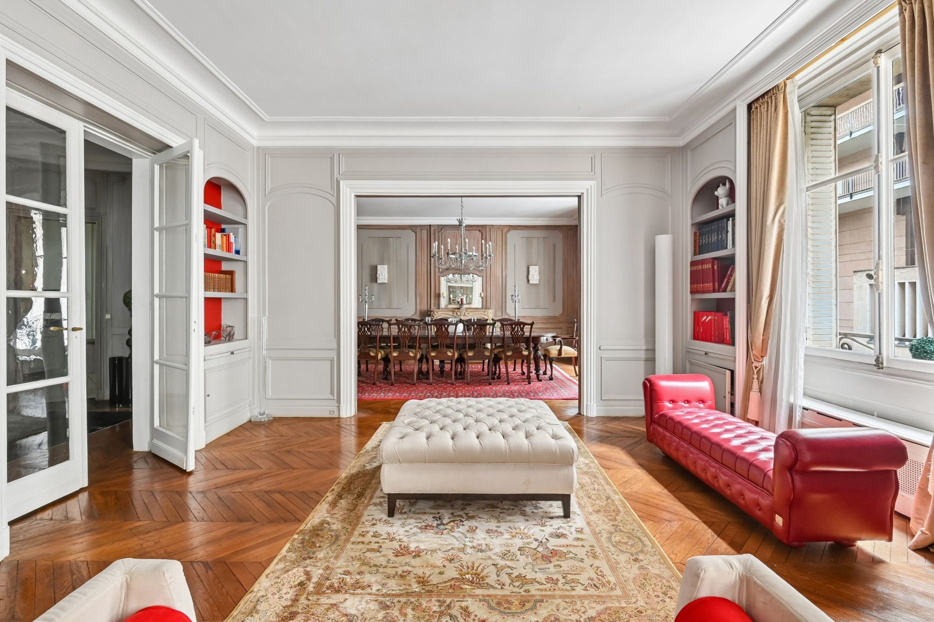 luxury apartment 7 Rooms for sale on PARIS (75116)