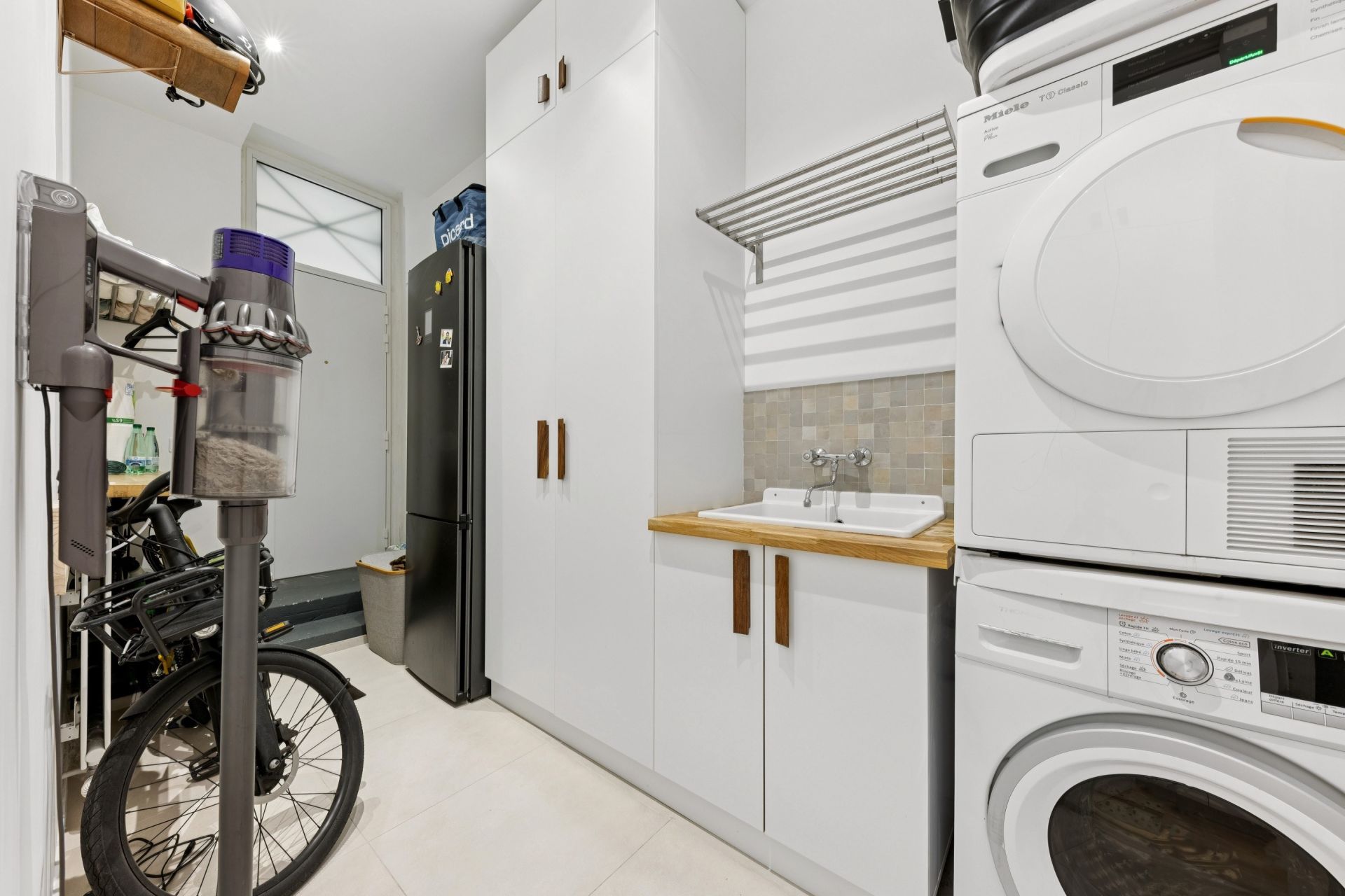 luxury apartment 5 Rooms for sale on PARIS (75003)