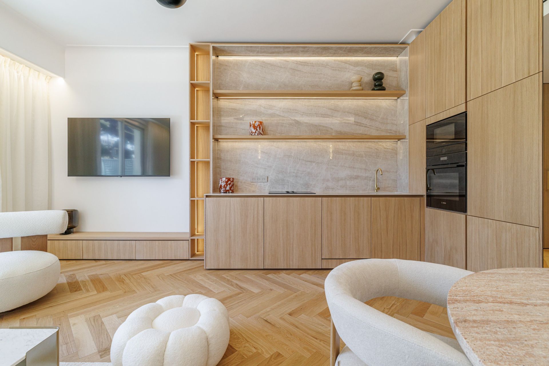 luxury apartment 4 Rooms for sale on NICE (06000)