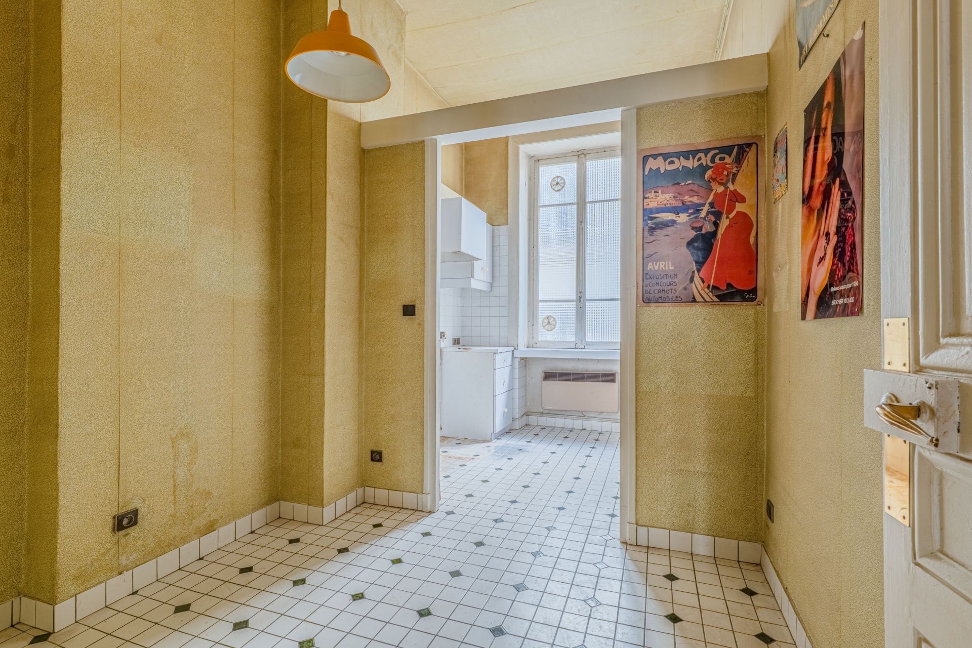 luxury apartment 3 Rooms for sale on LYON (69006)