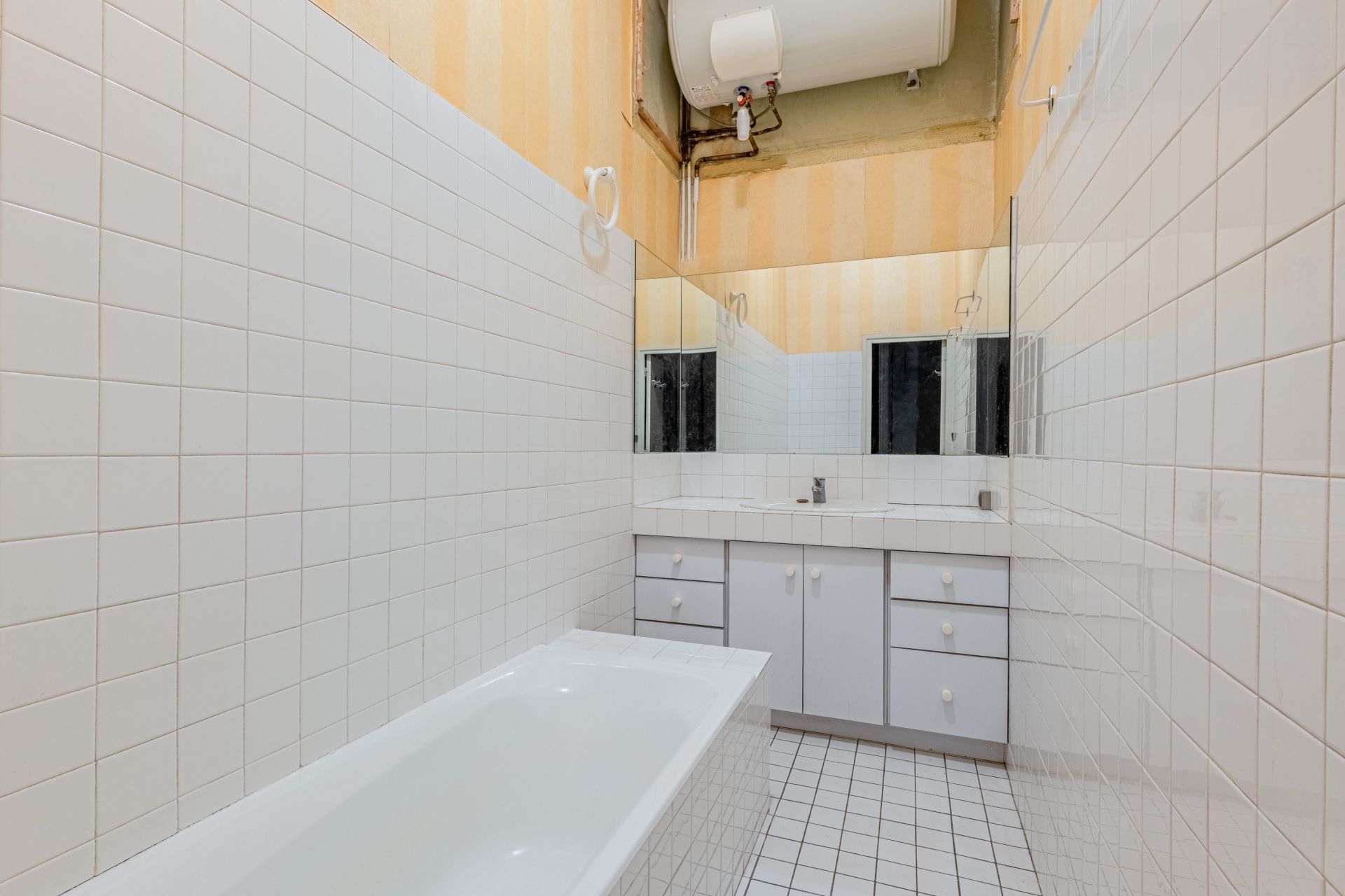 luxury apartment 3 Rooms for sale on LYON (69006)