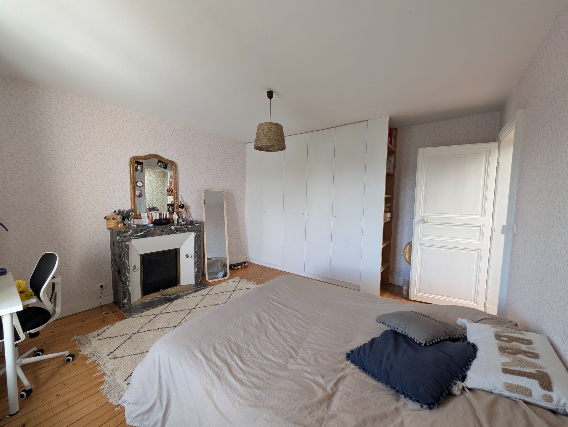 luxury house 16 Rooms for sale on ANGERS (49100)