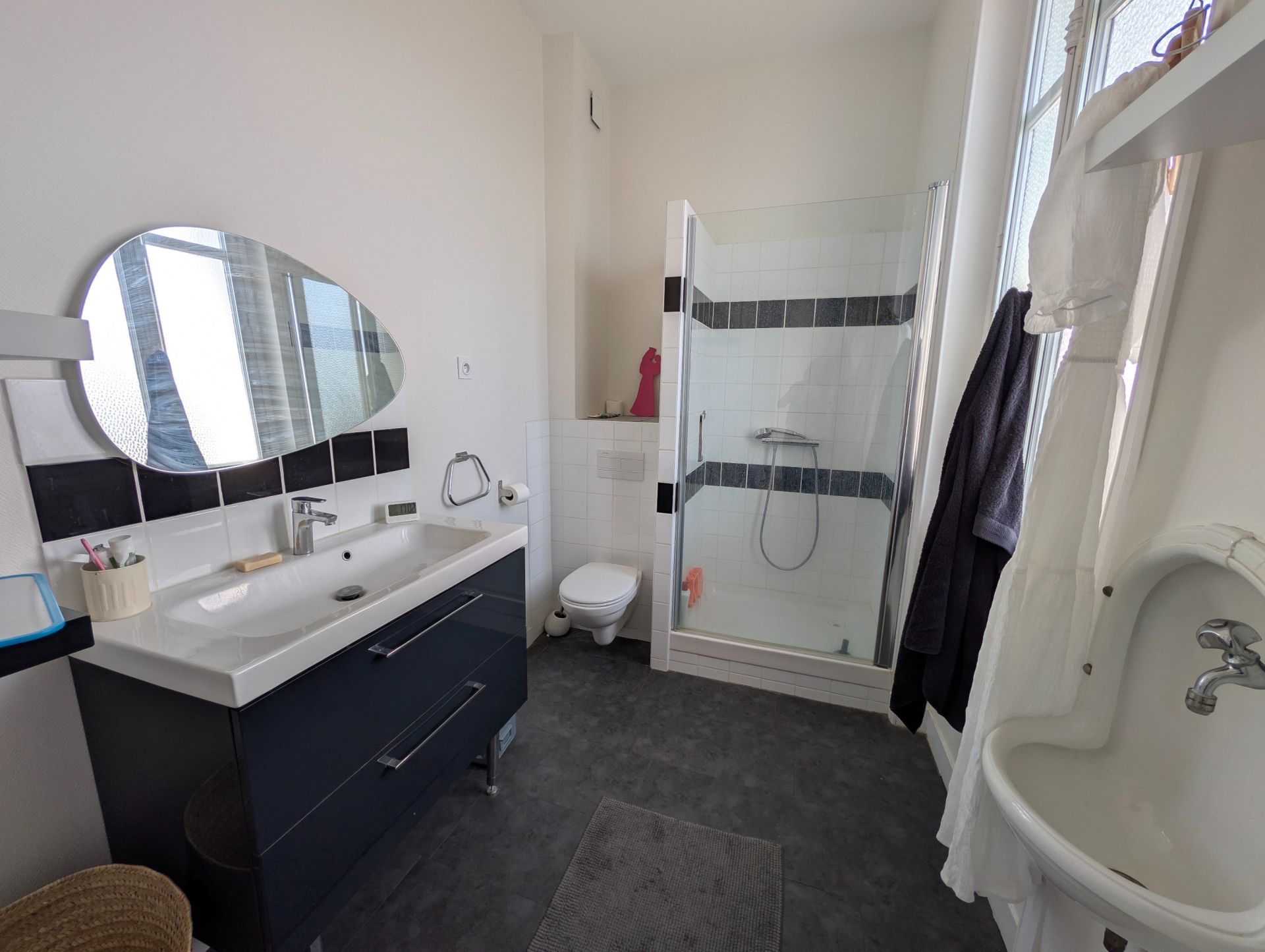 luxury house 16 Rooms for sale on ANGERS (49100)