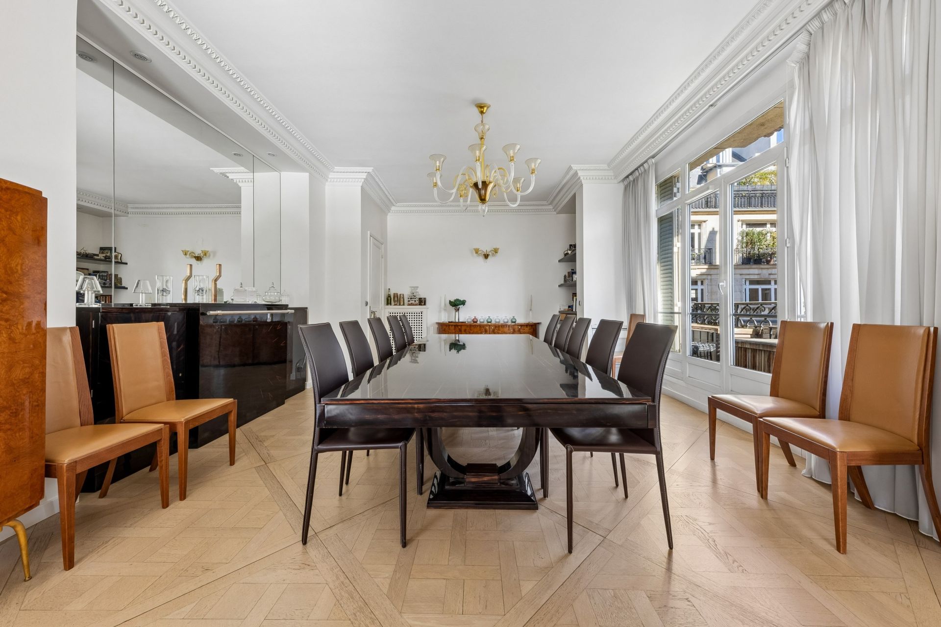 luxury apartment 7 Rooms for sale on PARIS (75017)