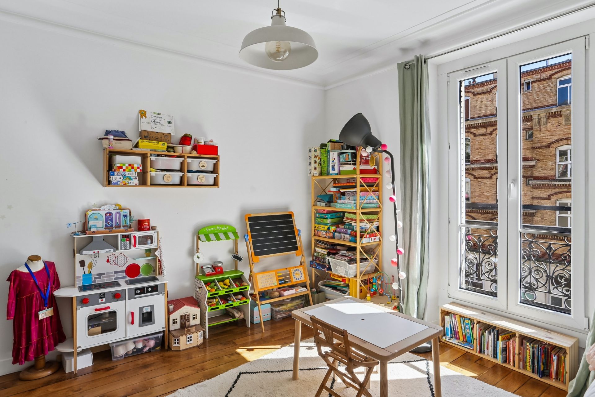 luxury apartment 6 Rooms for sale on PARIS (75005)