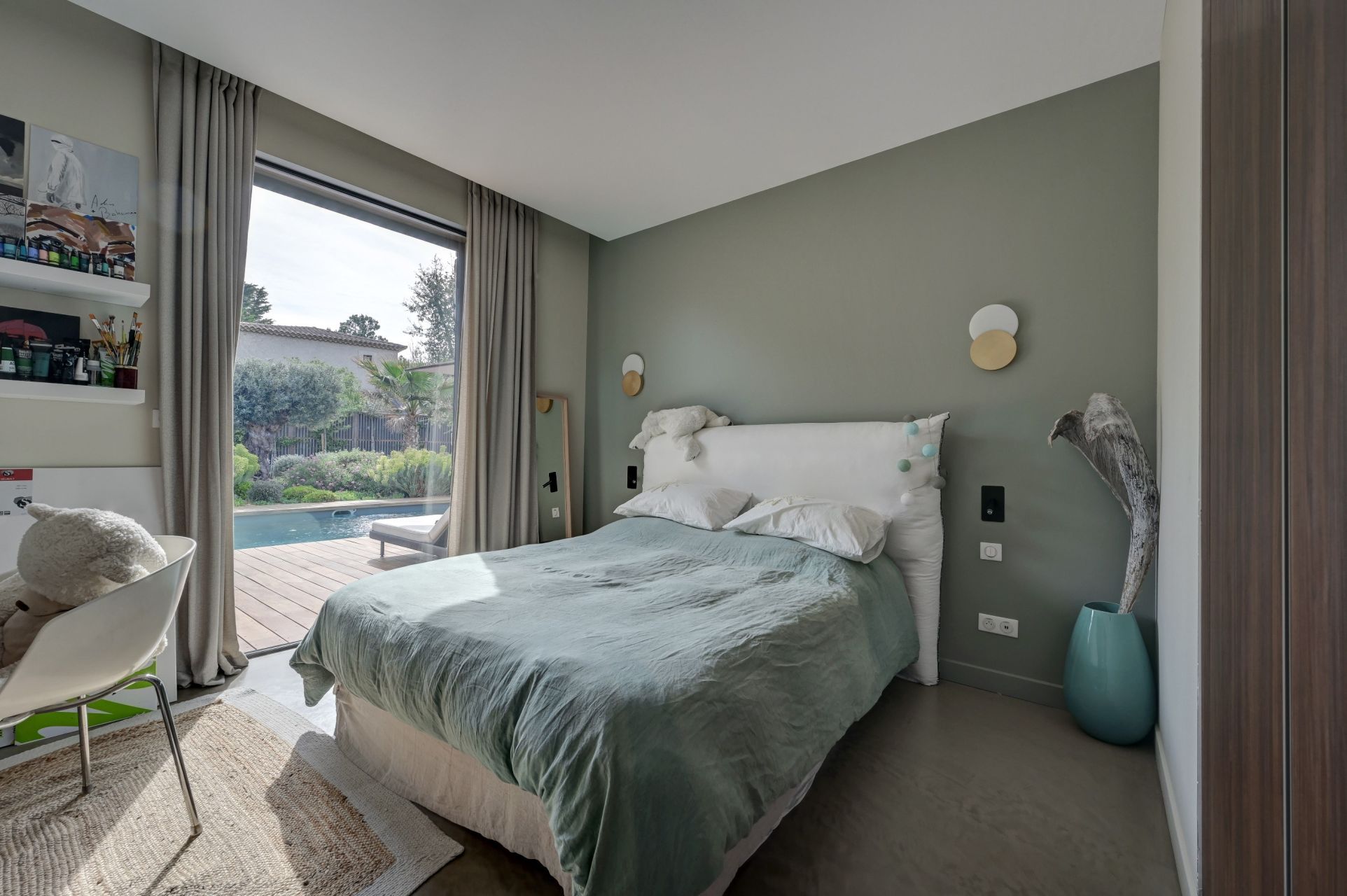luxury house 6 Rooms for sale on AIX EN PROVENCE (13100)