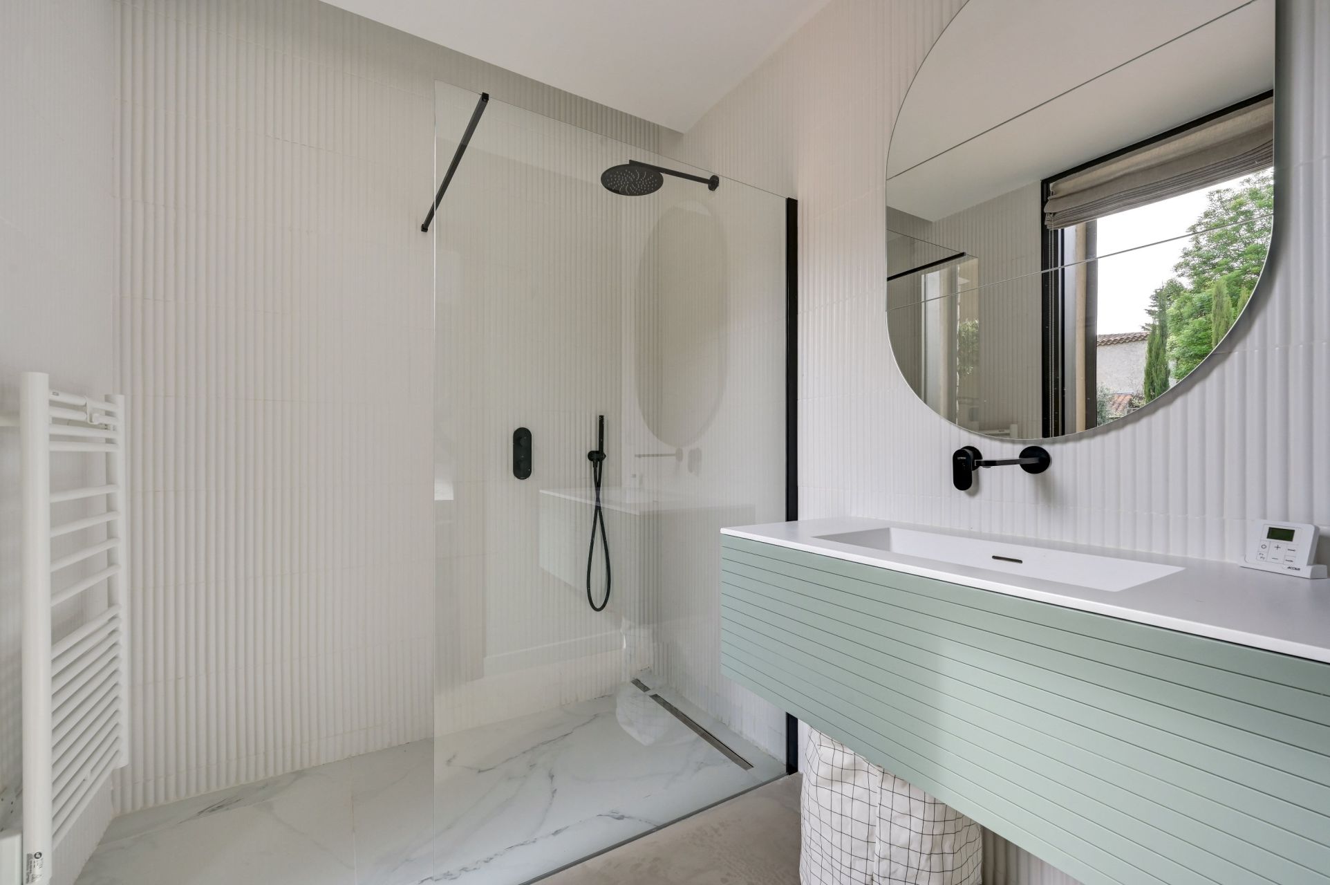 luxury house 6 Rooms for sale on AIX EN PROVENCE (13100)