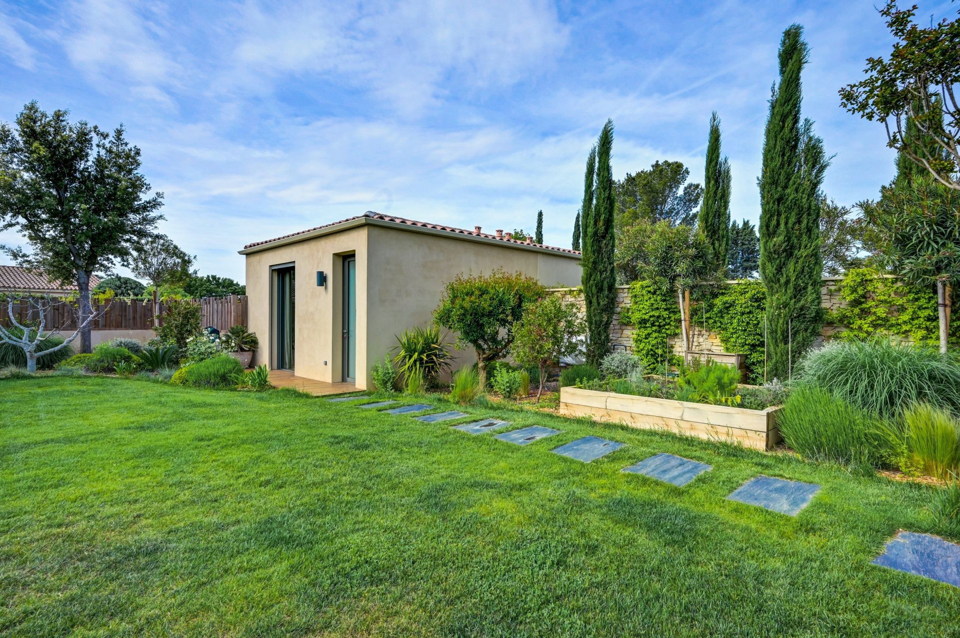 luxury house 6 Rooms for sale on AIX EN PROVENCE (13100)