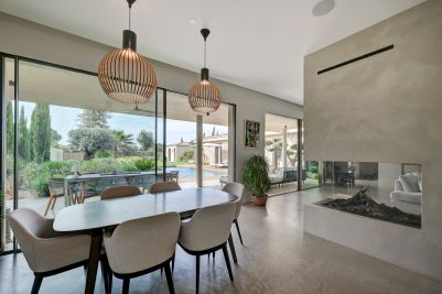 Sale Luxury house Aix-en-Provence 6&nbsp;Rooms 225&nbsp;m²