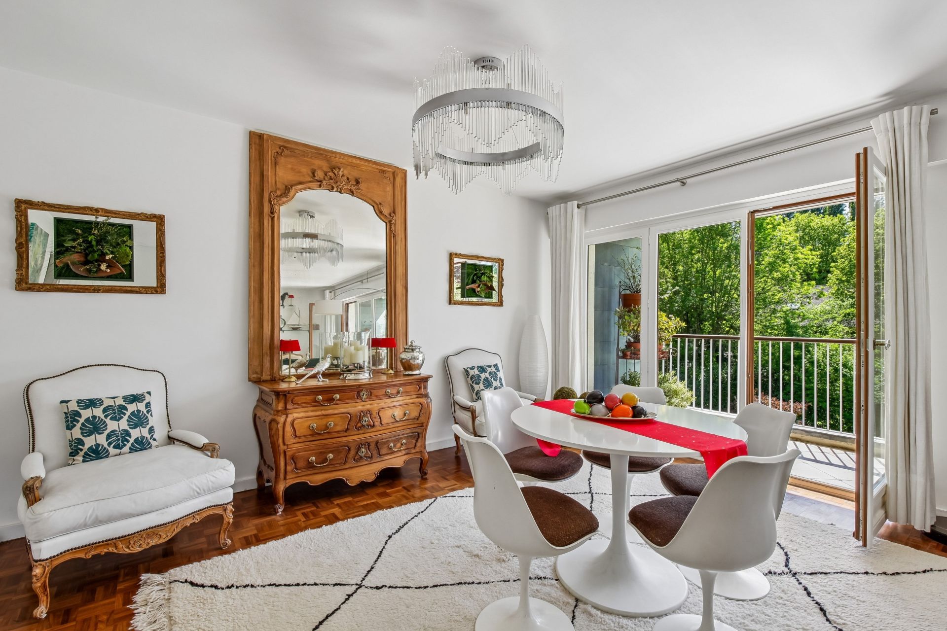 luxury apartment 4 Rooms for sale on MARLY LE ROI (78160)