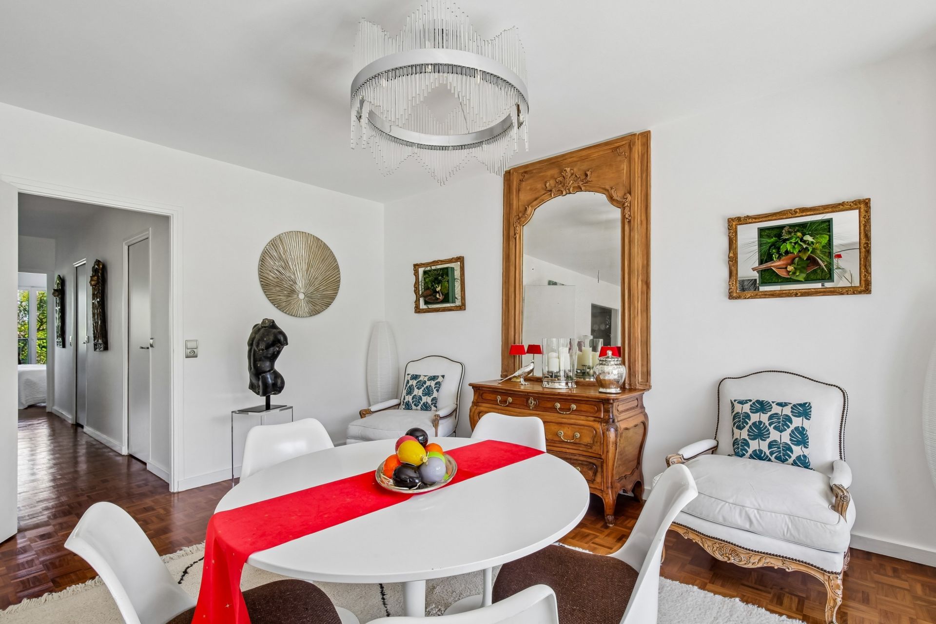 luxury apartment 4 Rooms for sale on MARLY LE ROI (78160)