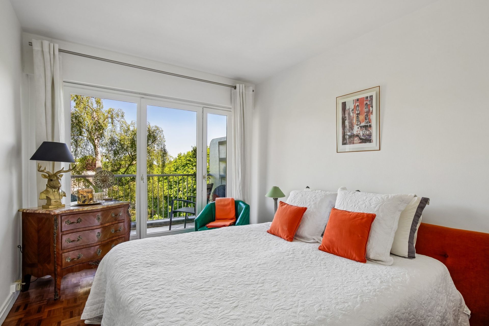 luxury apartment 4 Rooms for sale on MARLY LE ROI (78160)