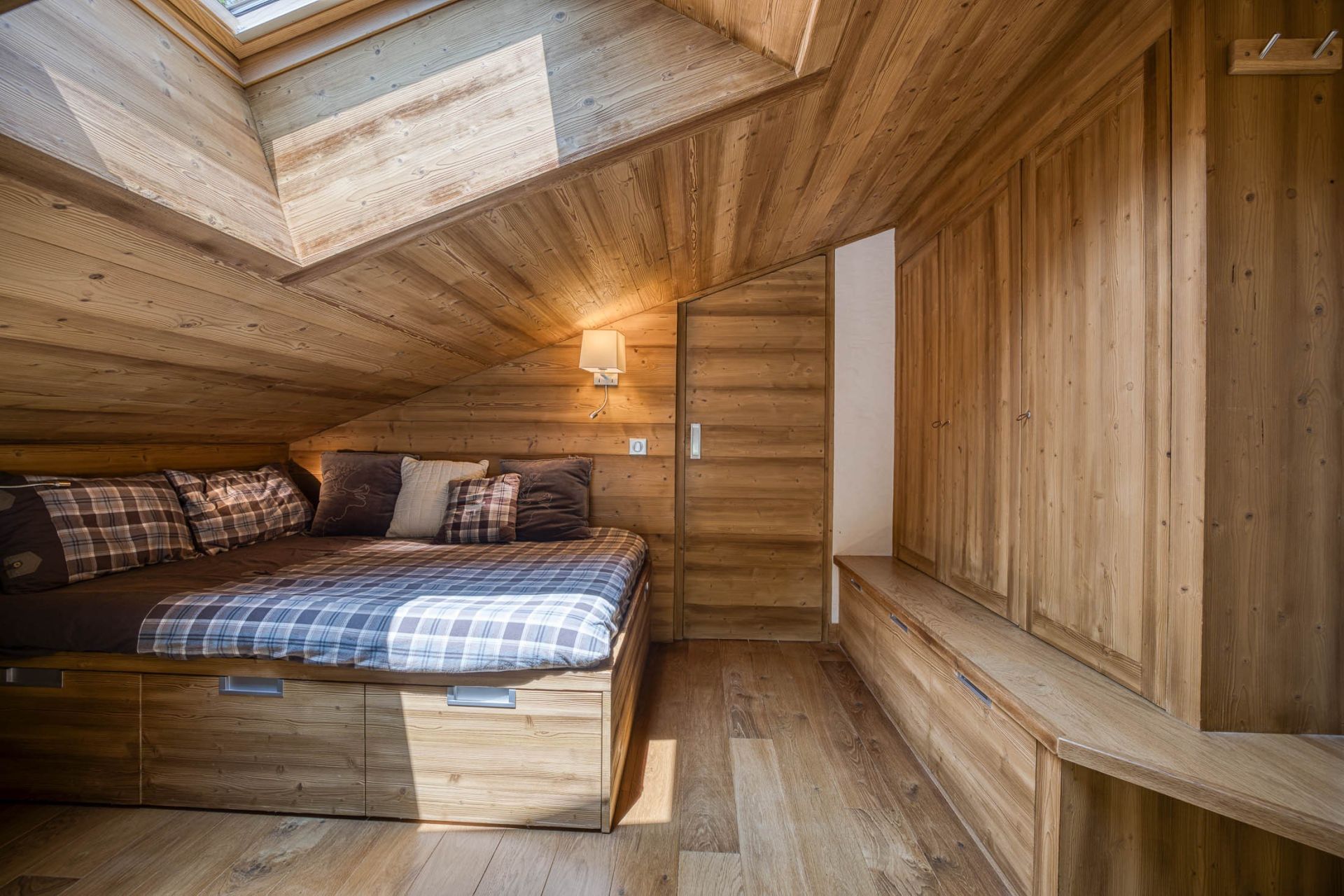 luxury apartment 5 Rooms for sale on LA CLUSAZ (74220)