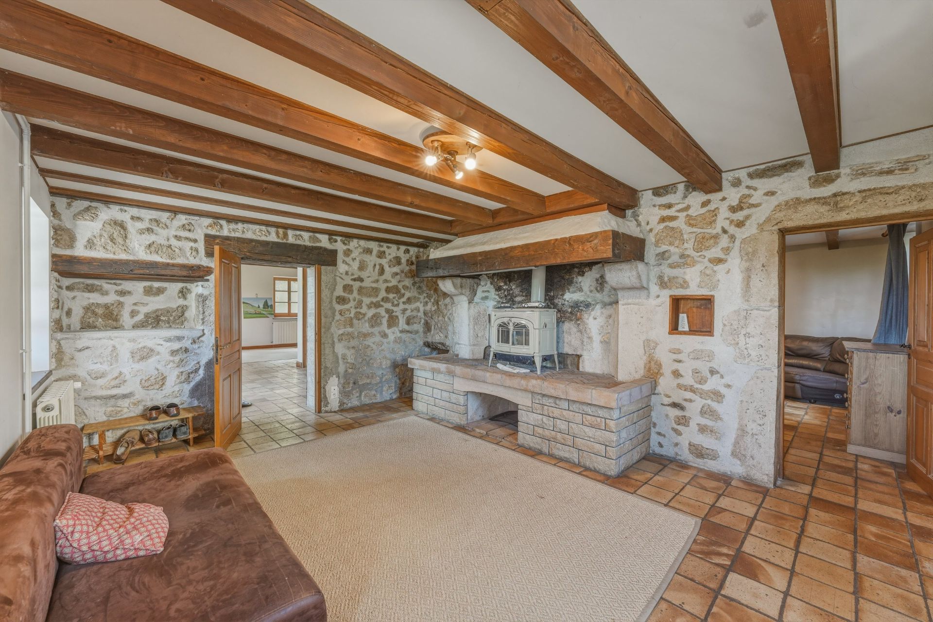 farm complex 8 Rooms for sale on SERGY (01630)