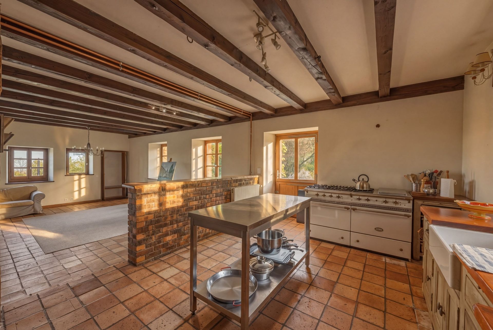 farm complex 8 Rooms for sale on SERGY (01630)
