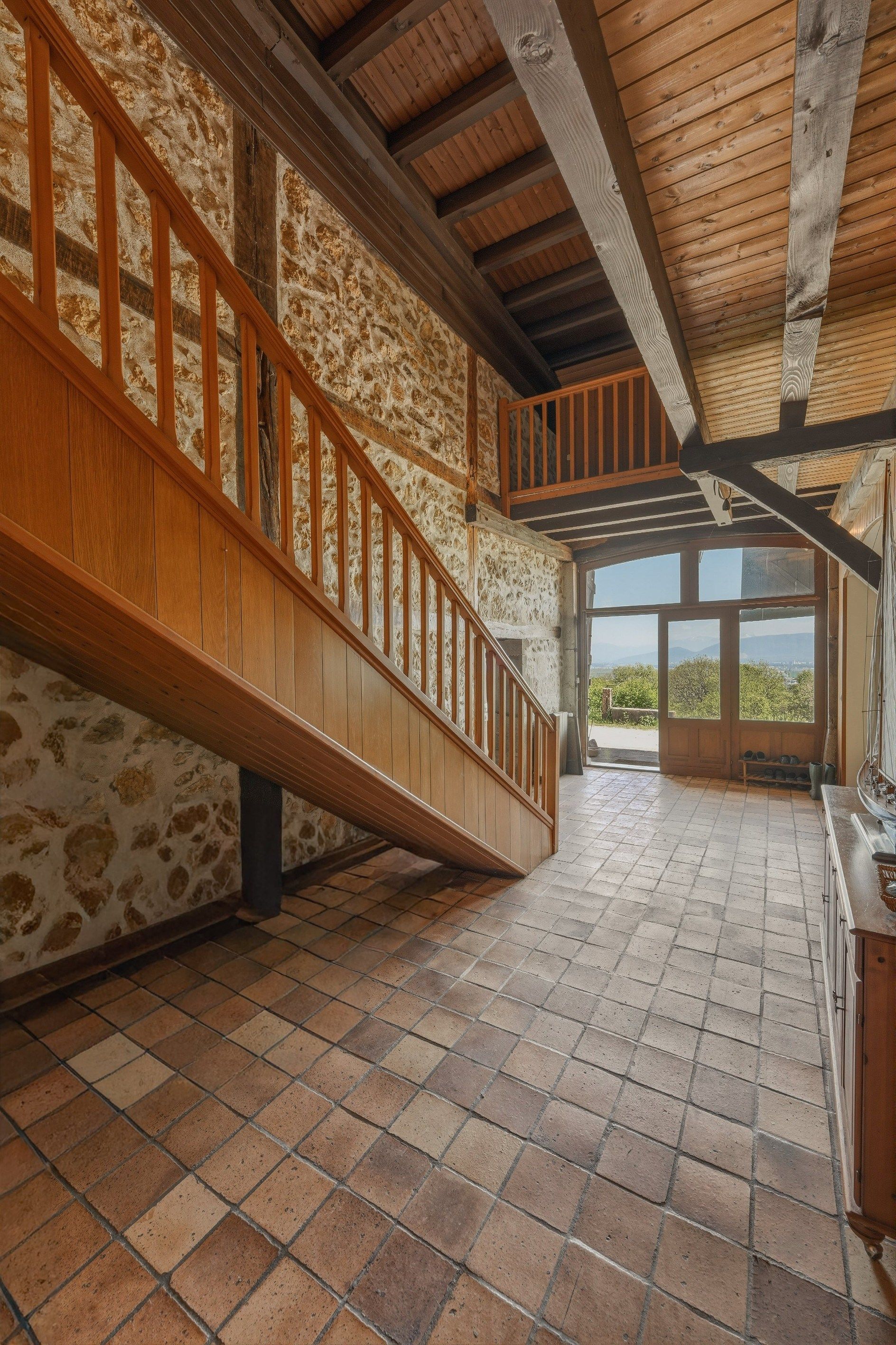 farm complex 8 Rooms for sale on SERGY (01630)