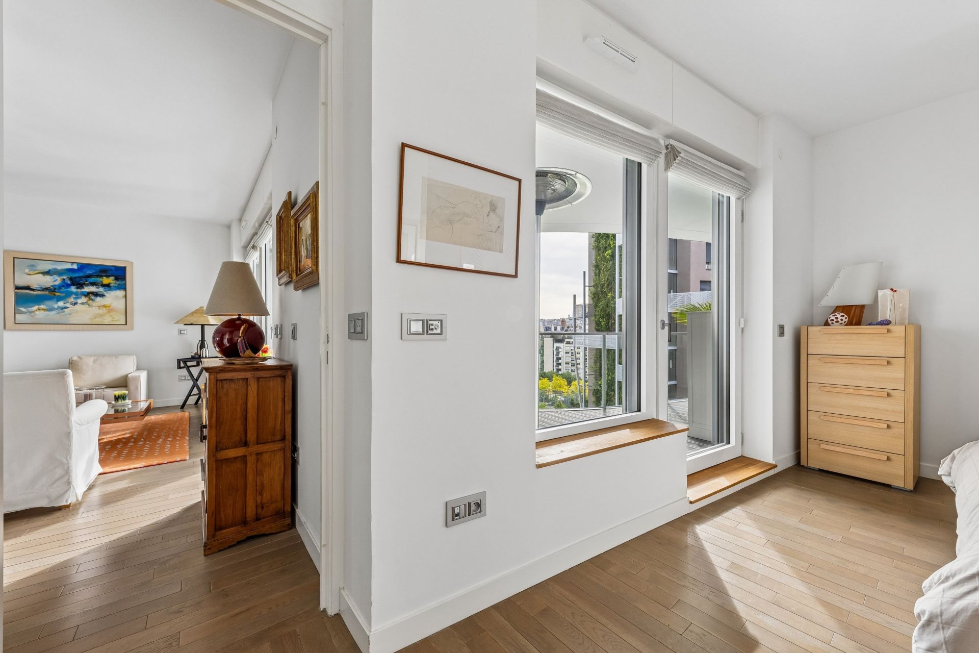 luxury apartment 2 Rooms for sale on PARIS (75017)