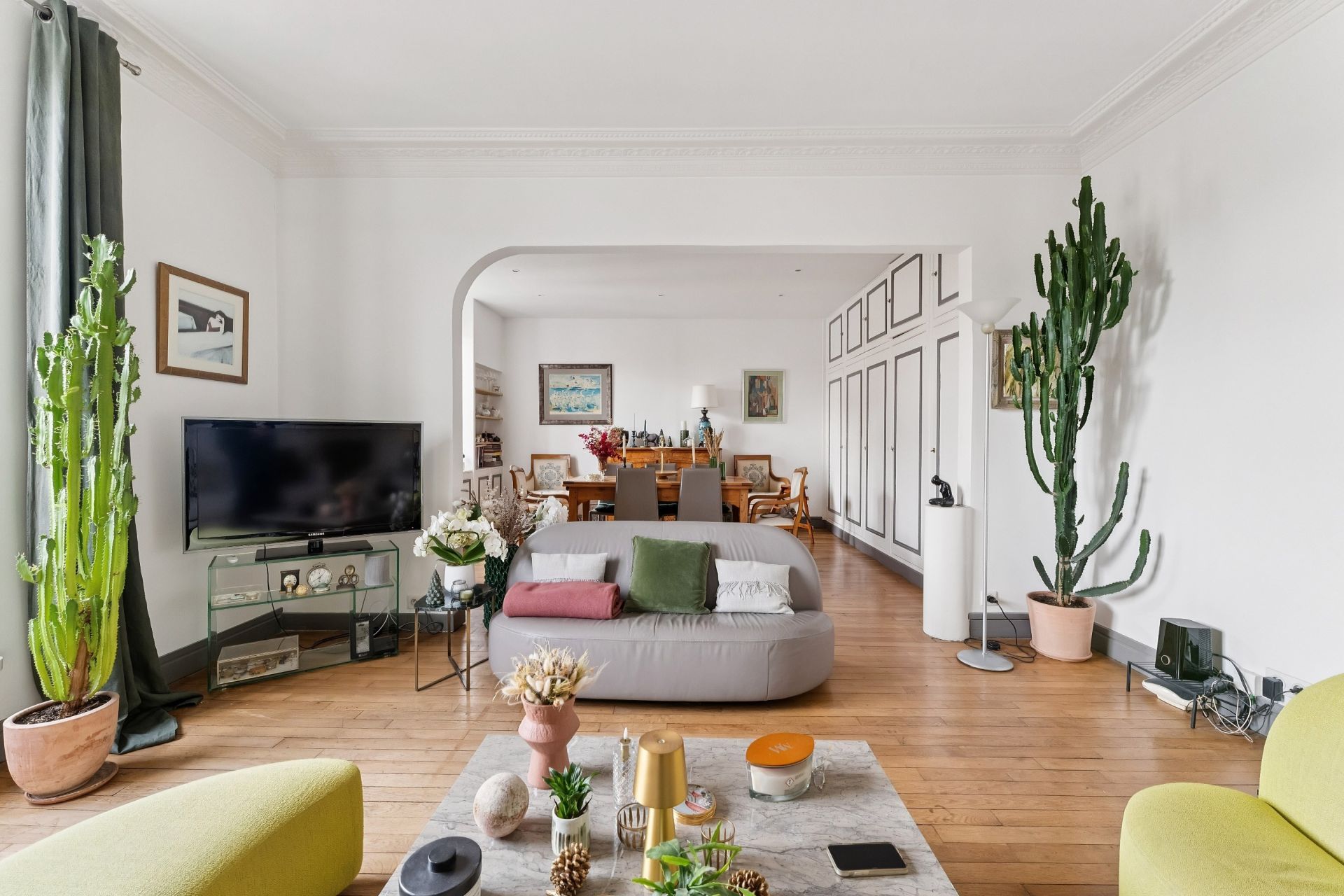 luxury apartment 7 Rooms for sale on NEUILLY SUR SEINE (92200)