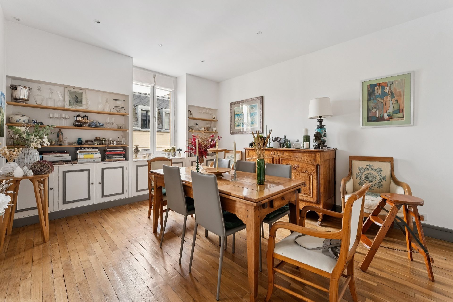 luxury apartment 7 Rooms for sale on NEUILLY SUR SEINE (92200)